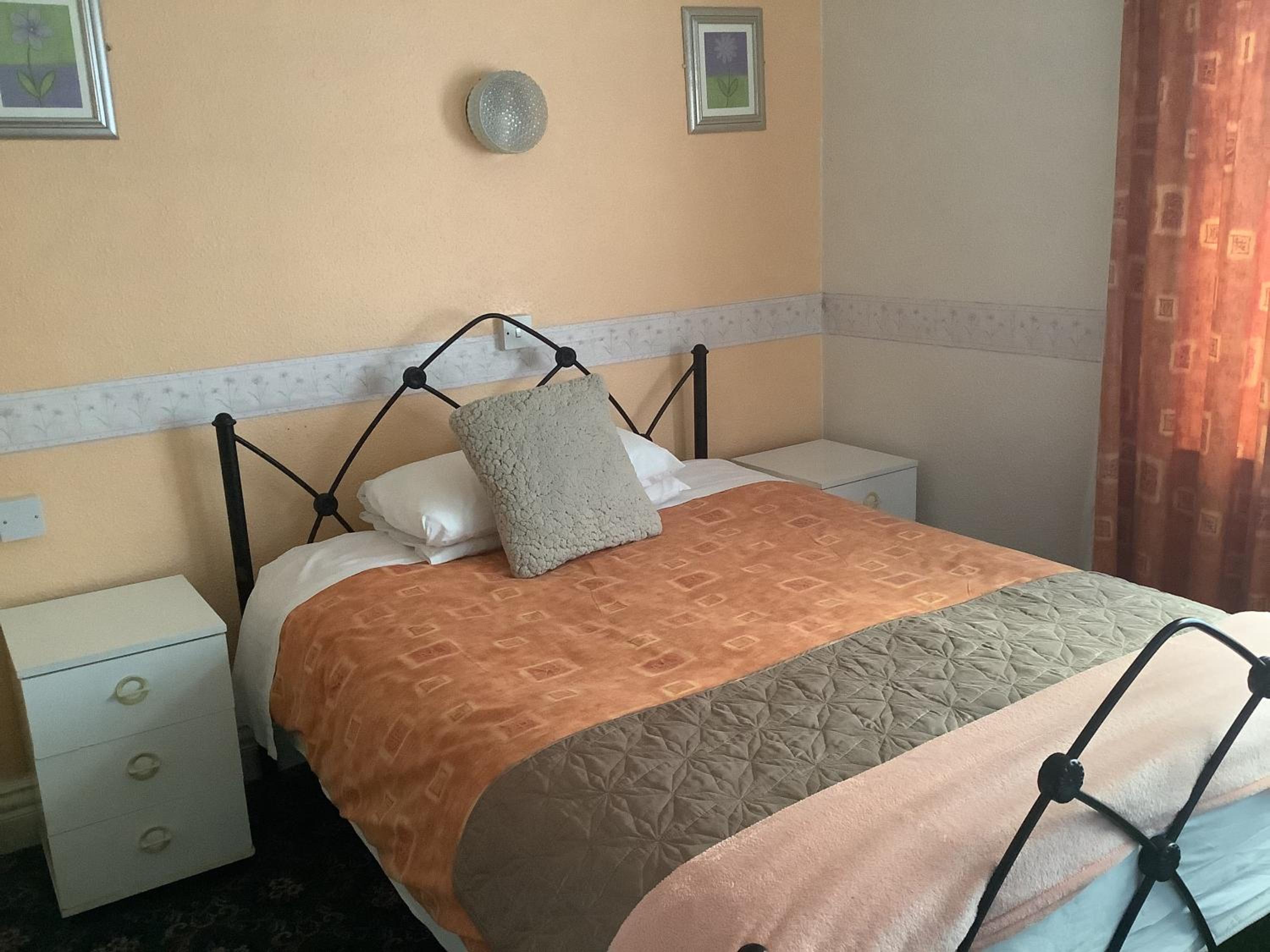 Standard Single Room photo 2