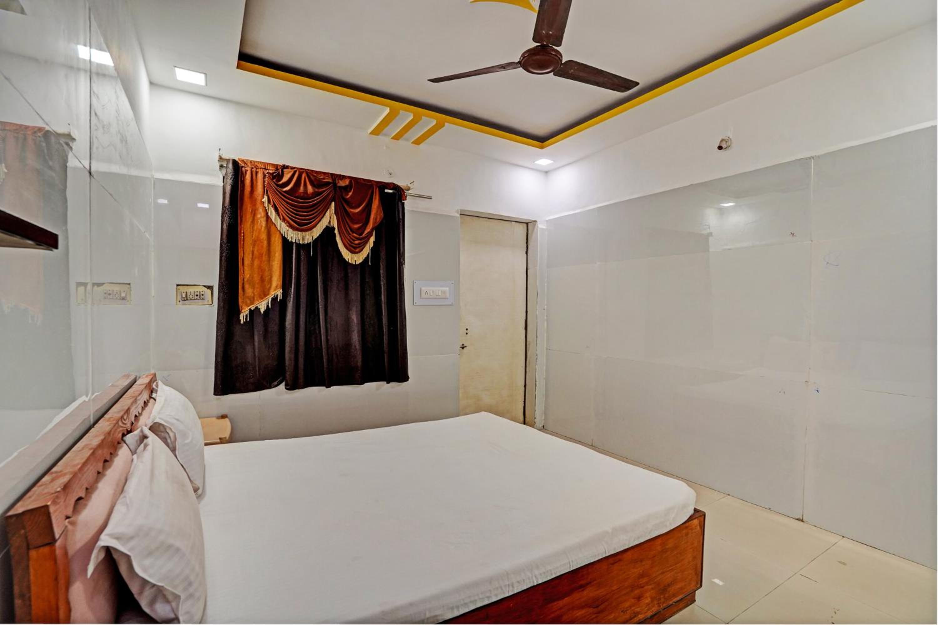 Deluxe Triple Room photo 2
