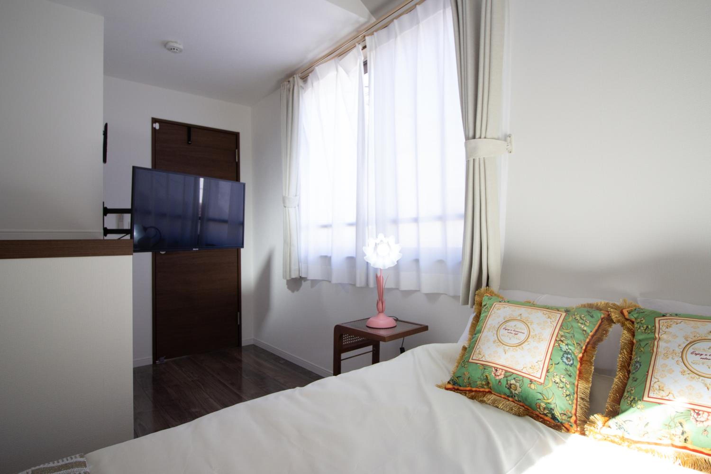 Three-Bedroom House photo 2