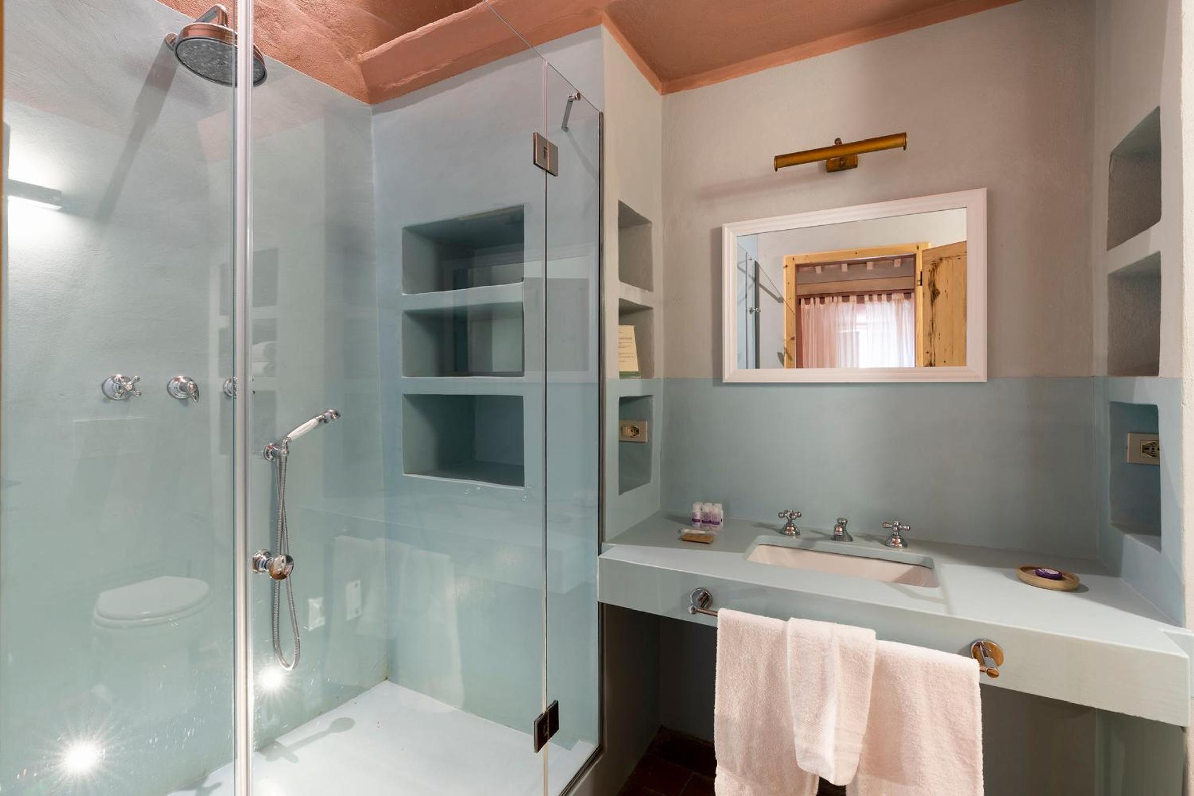 Superior Double or Twin Room - Photo 3