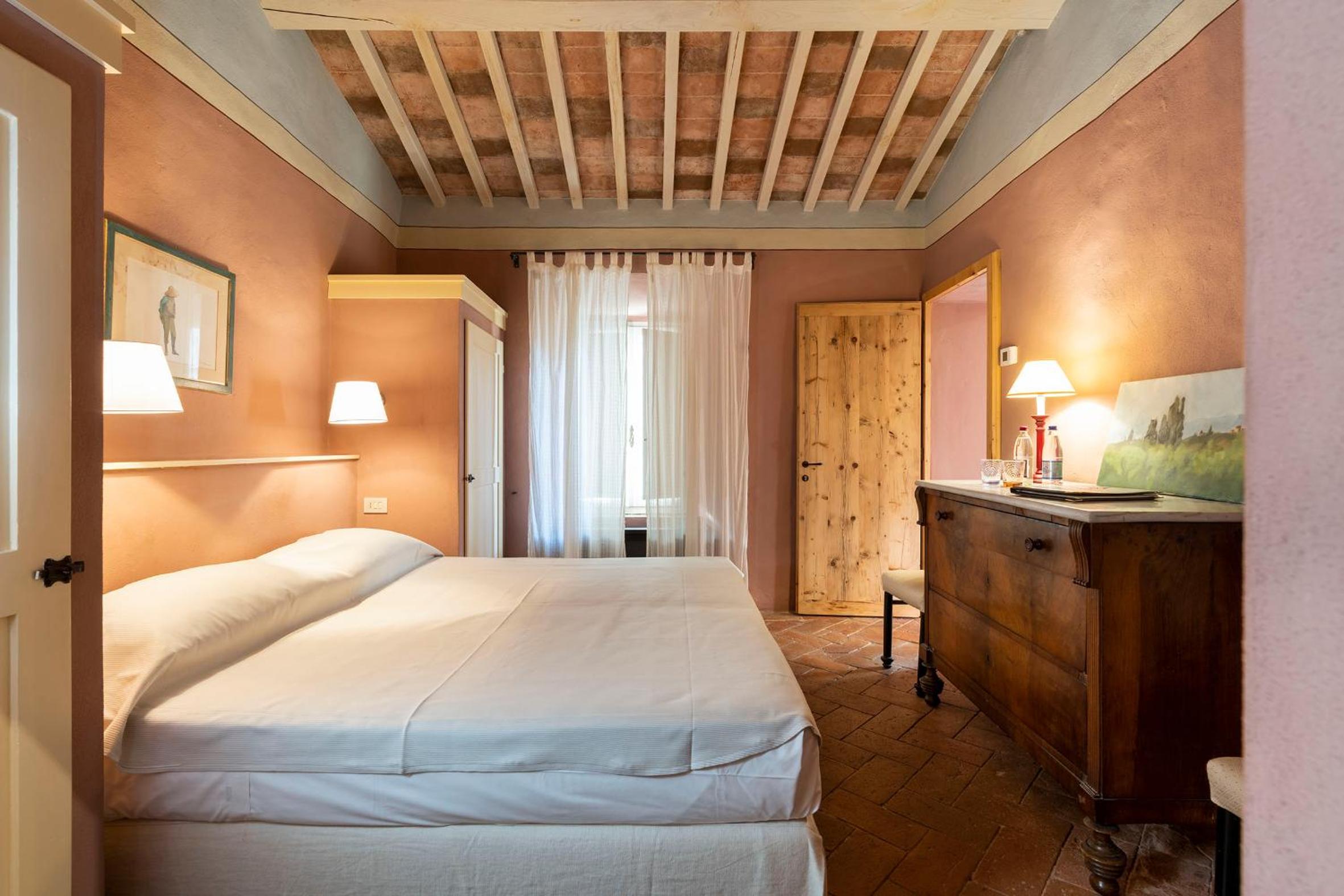 Superior Double or Twin Room - Photo 5
