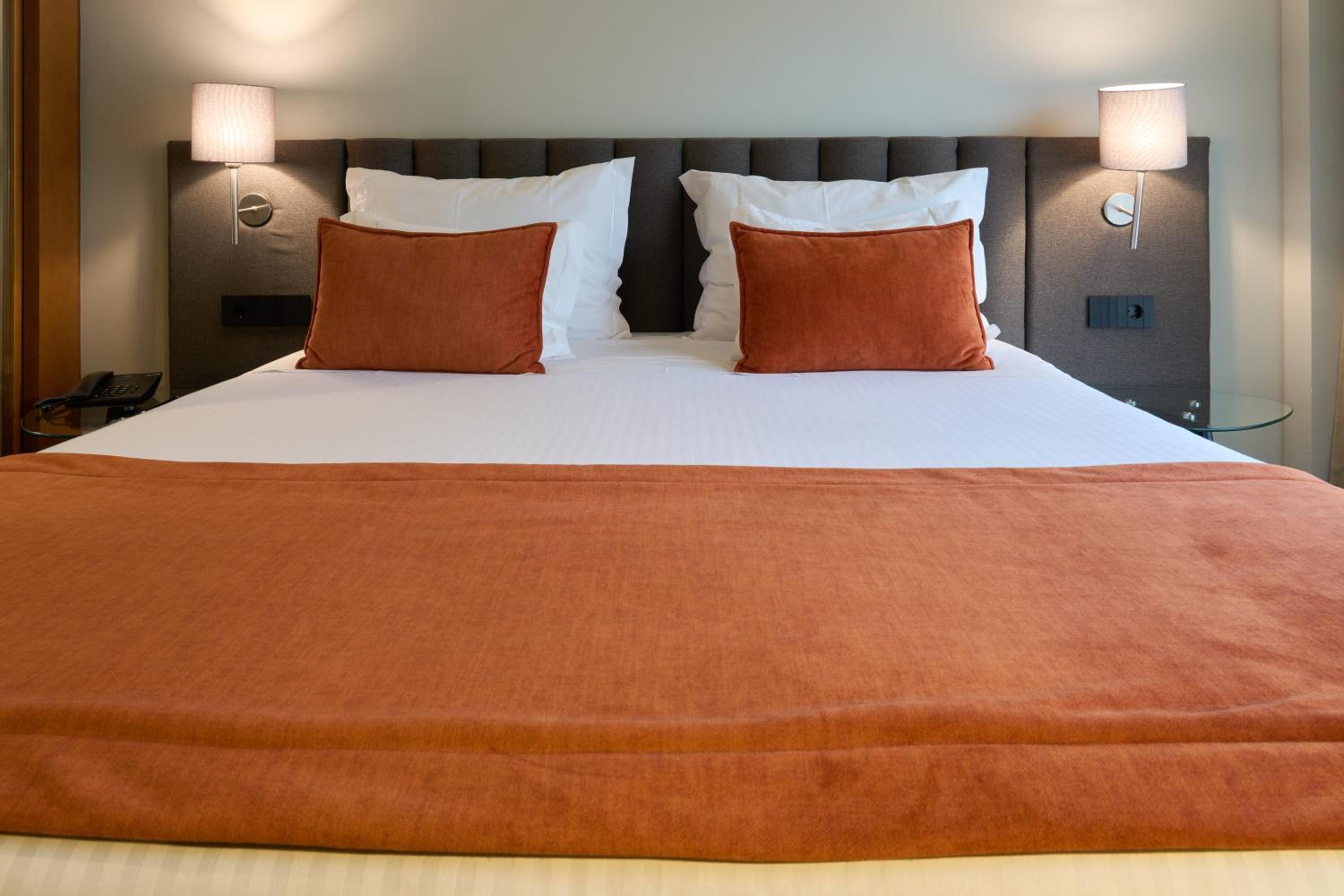 Double Room - Photo 6