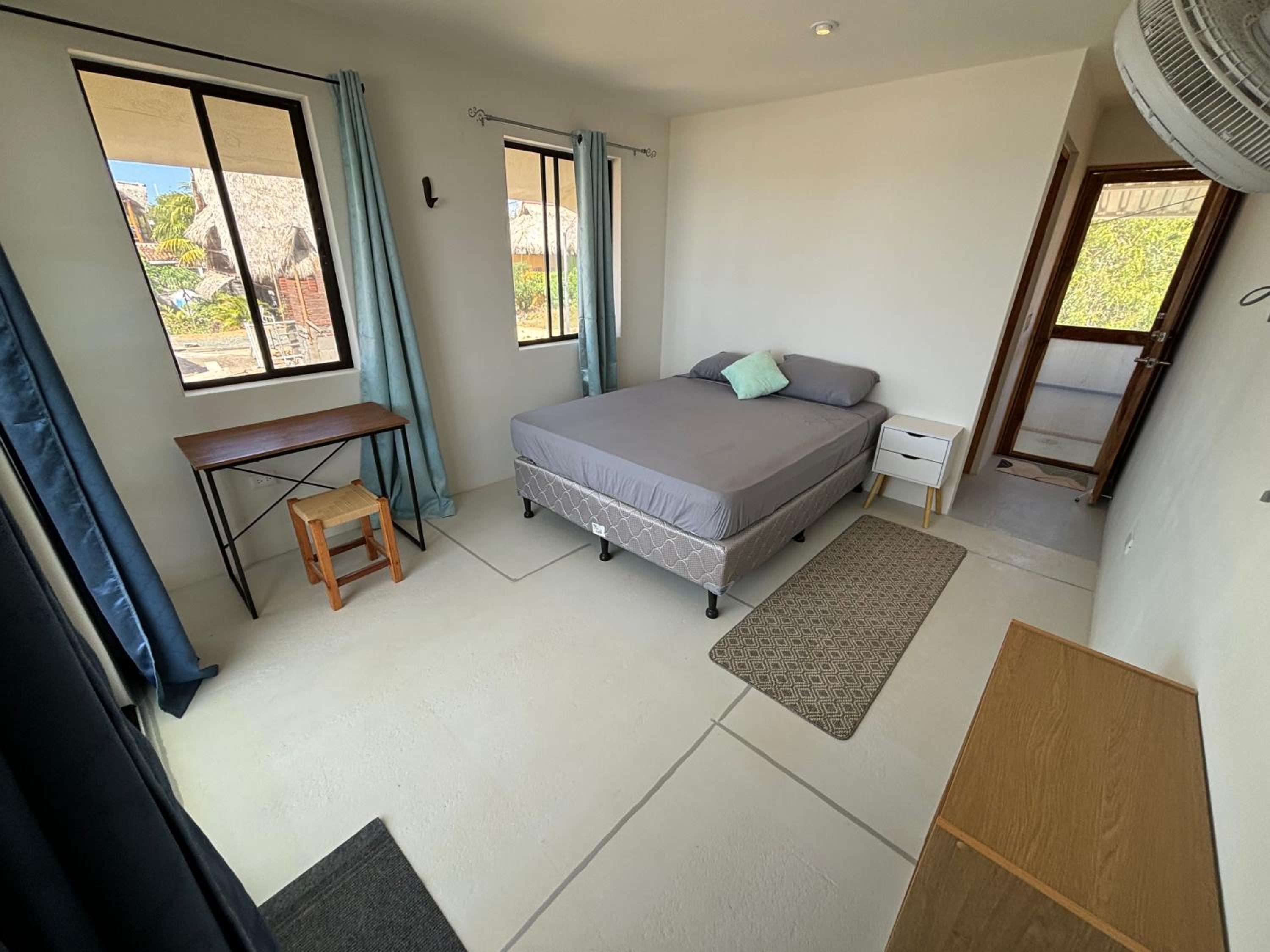 Deluxe Double Room with Balcony and Sea View photo 3