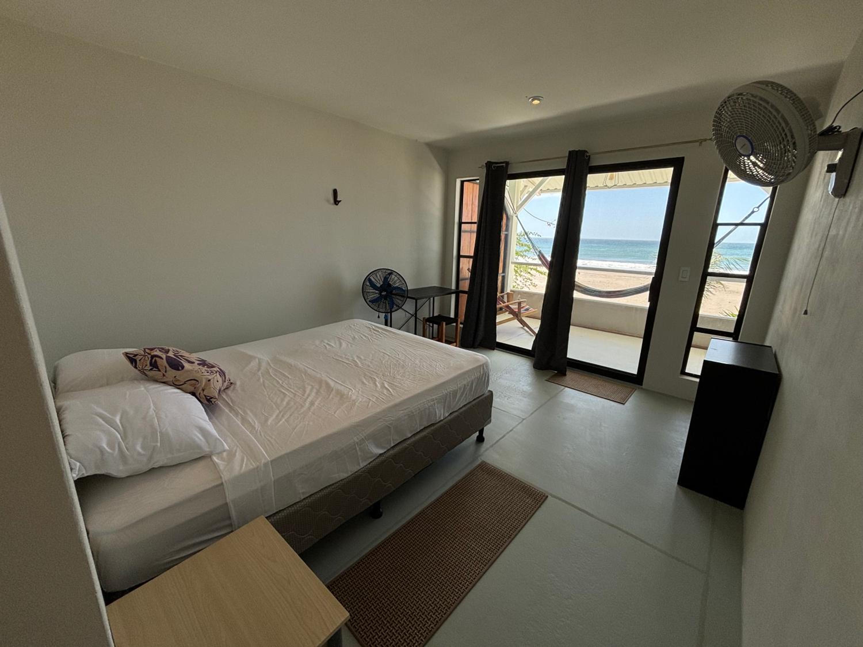 Deluxe Double Room with Balcony and Sea View