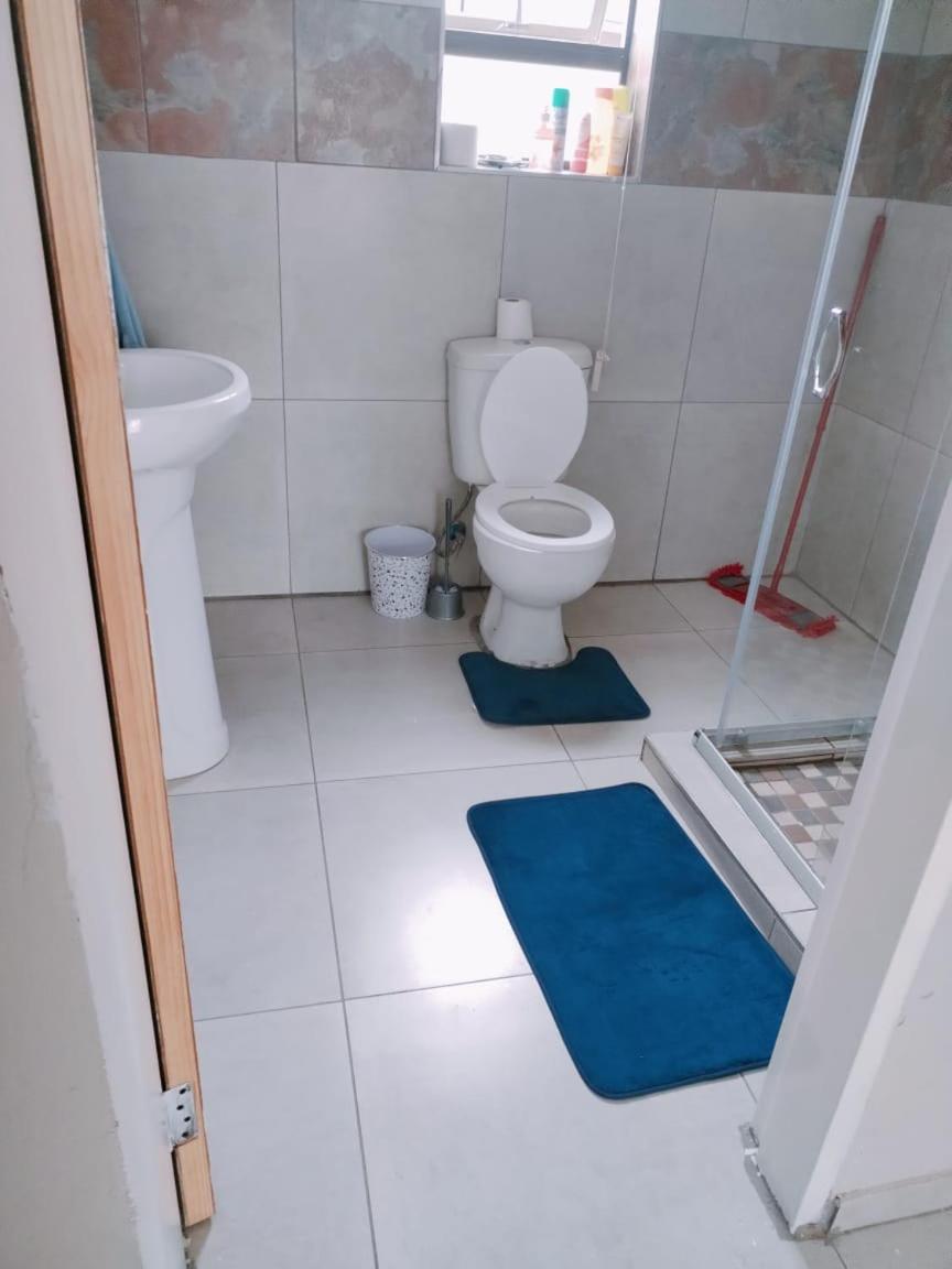 Double Room With Private Bathroom photo 2
