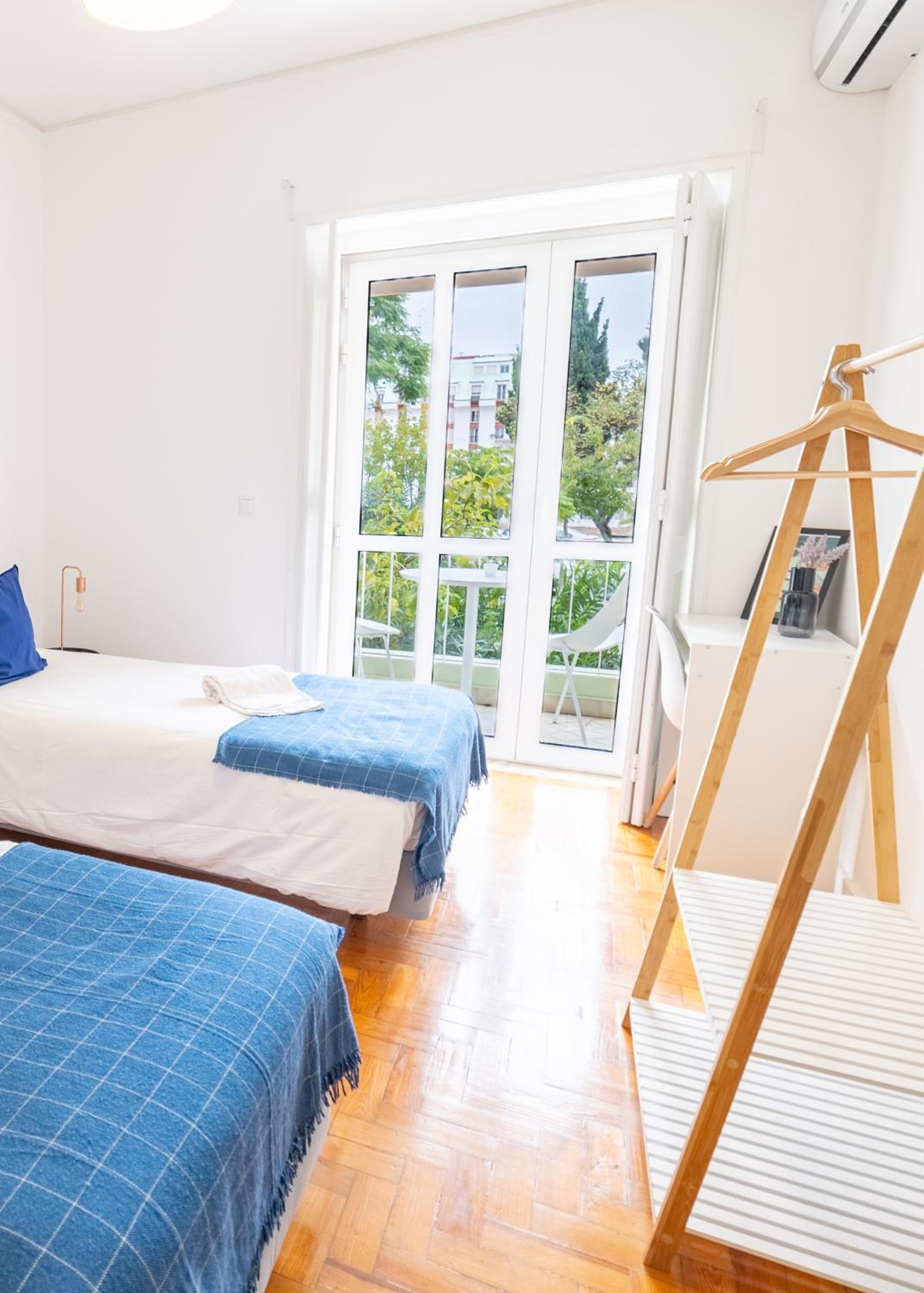 Twin Room with Shared Bathroom