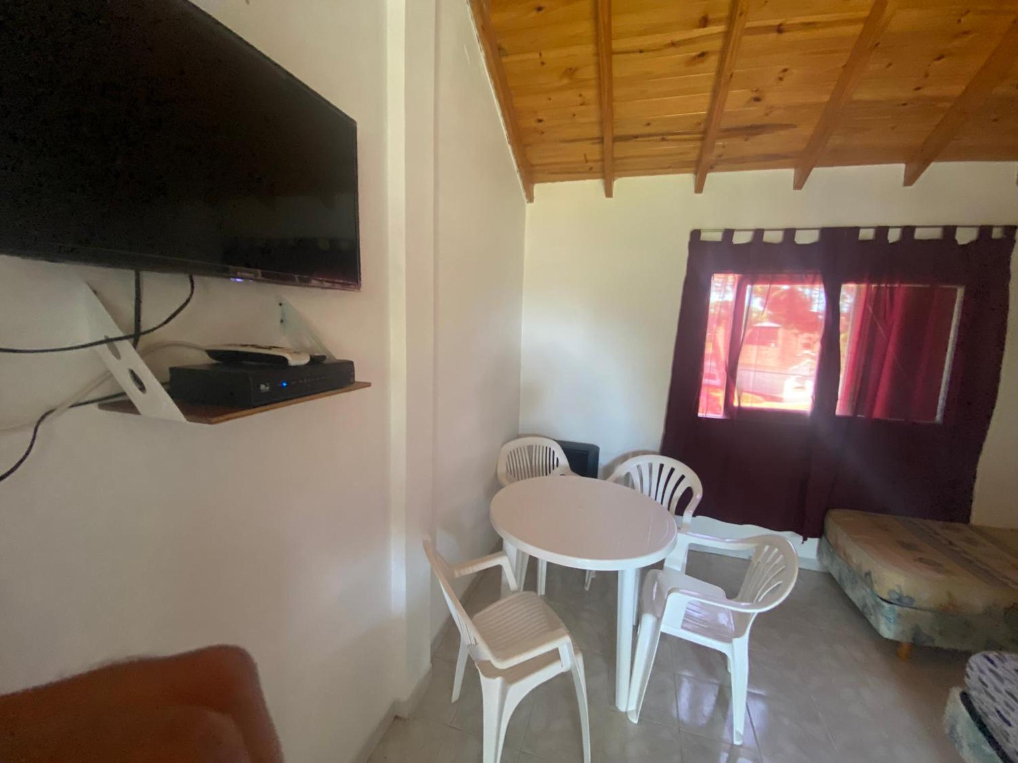 Quadruple Room with Private Bathroom photo 2
