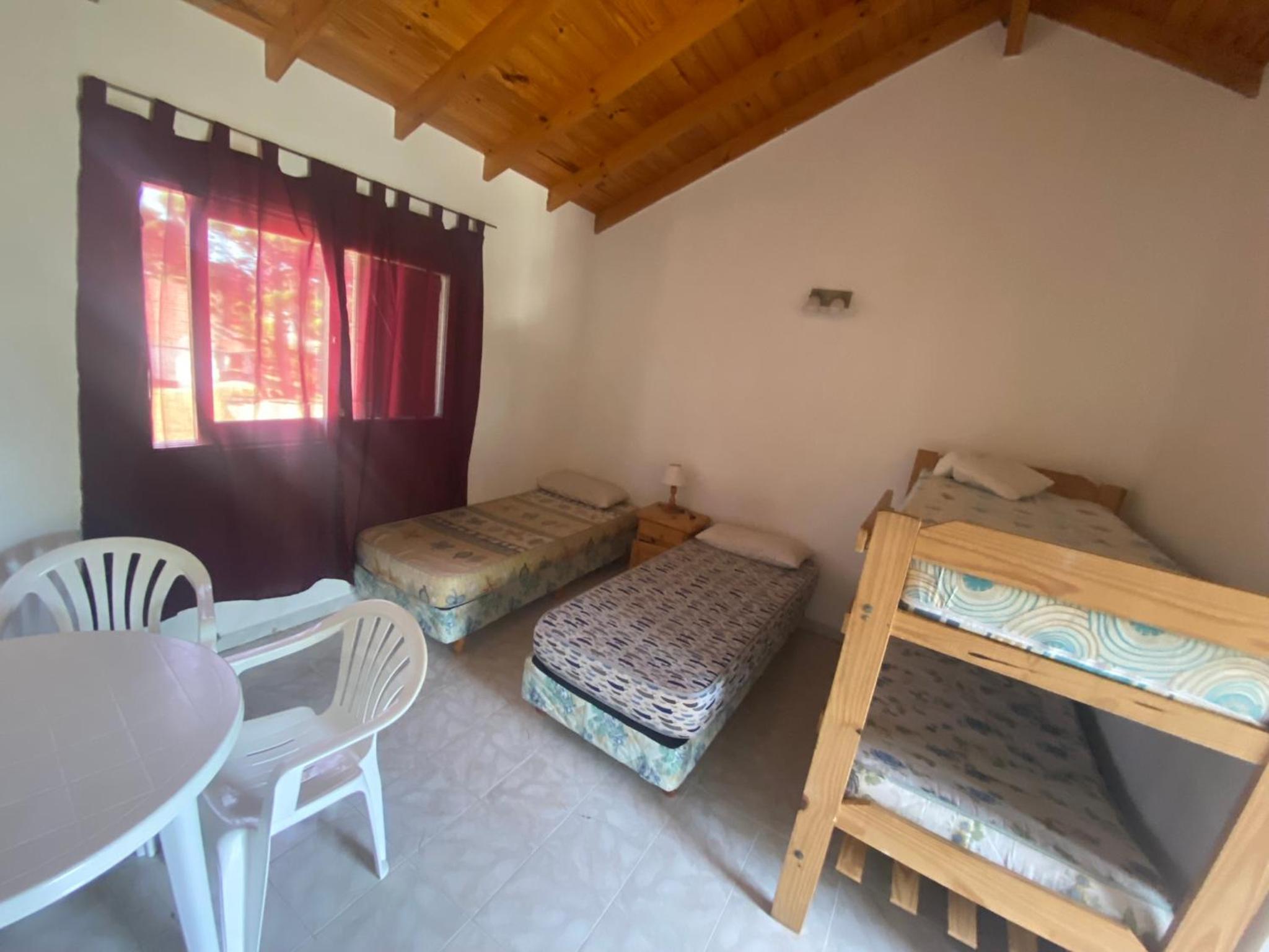 Quadruple Room with Private Bathroom photo 3