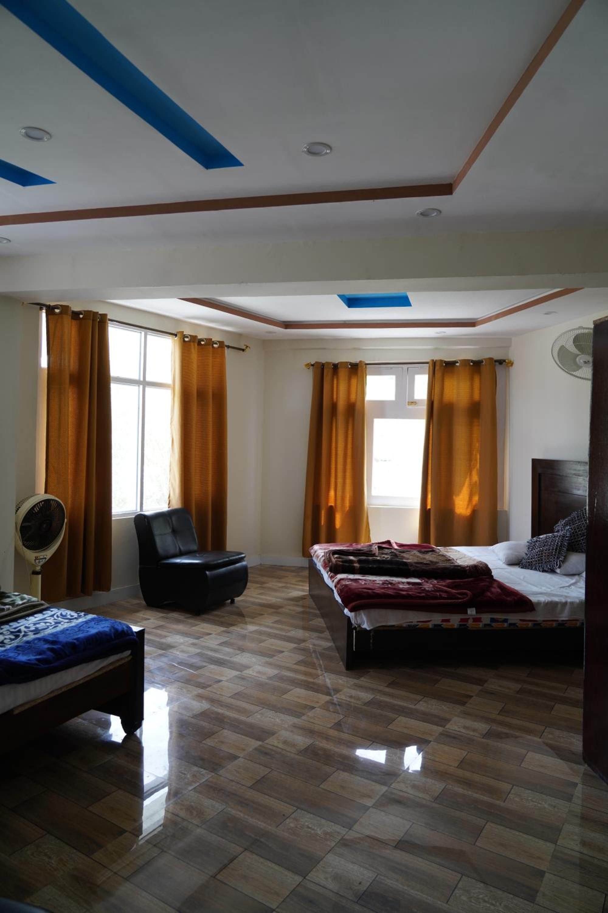 Basic Triple Room photo 3
