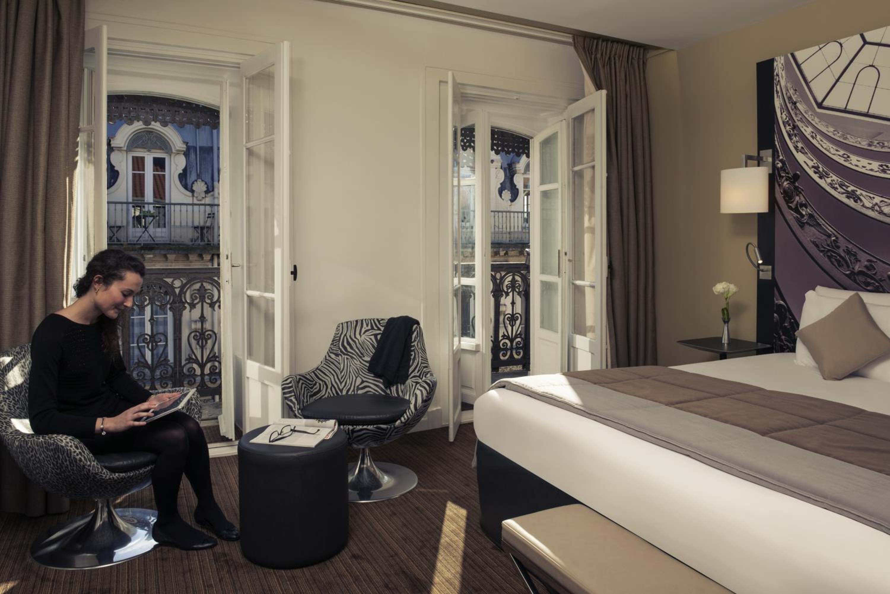 Privilege Double Room thumbnail 6