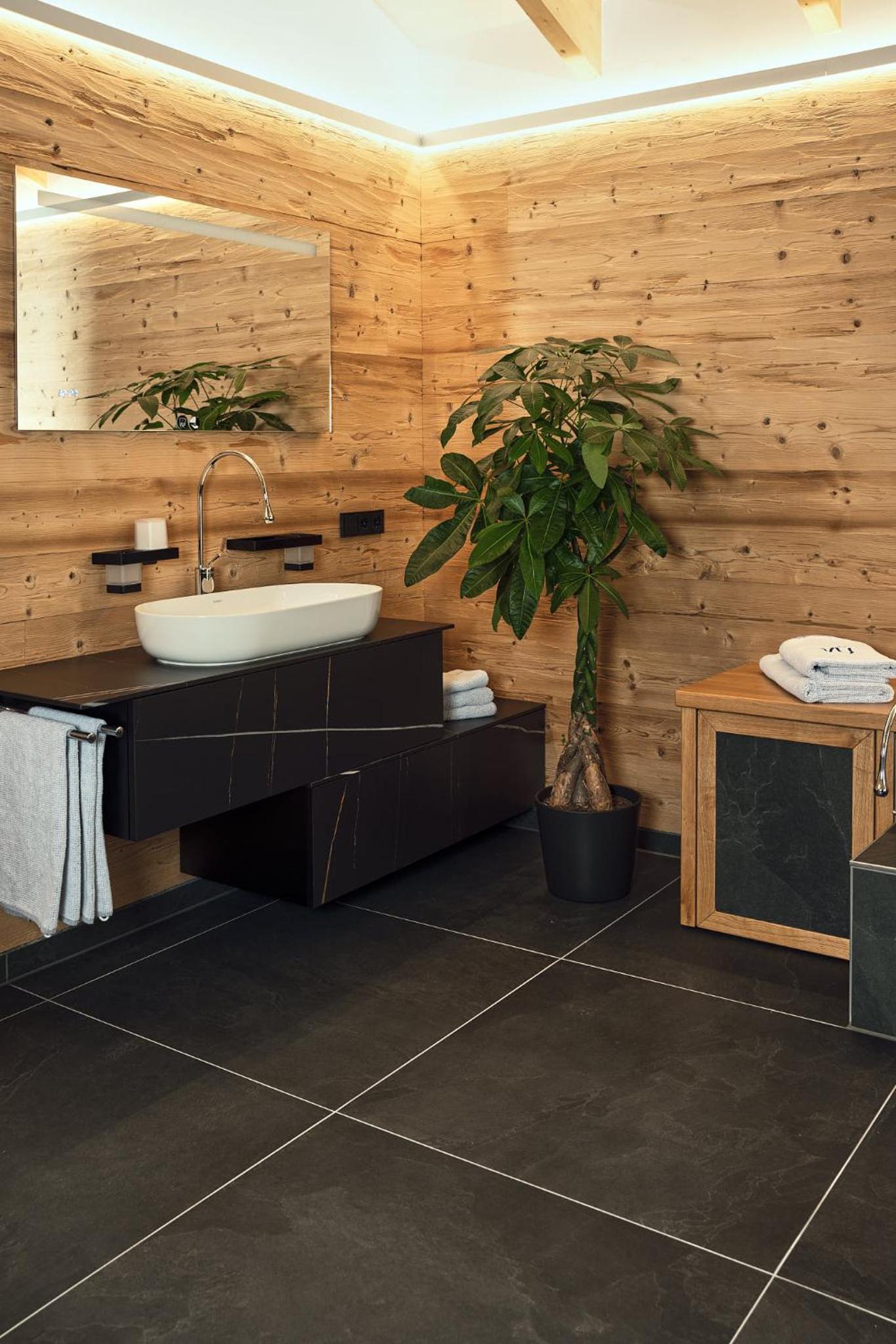 Two-Bedroom Chalet photo 2