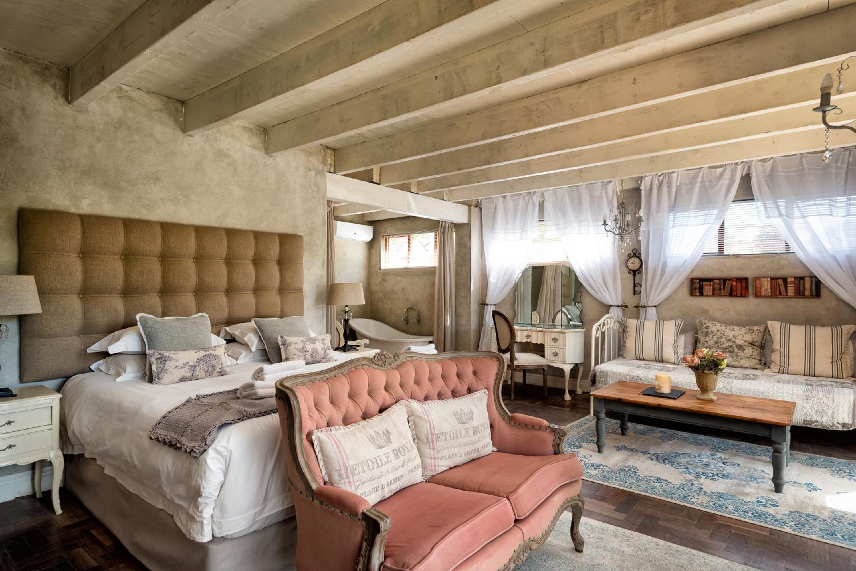 Superior Suite - Photo 1