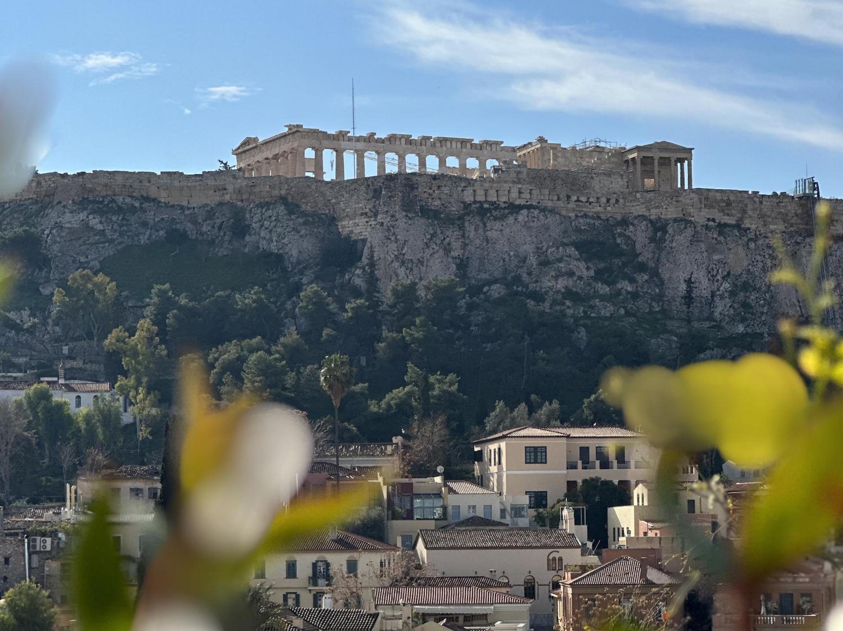Acropolis Junior Suite thumbnail 5