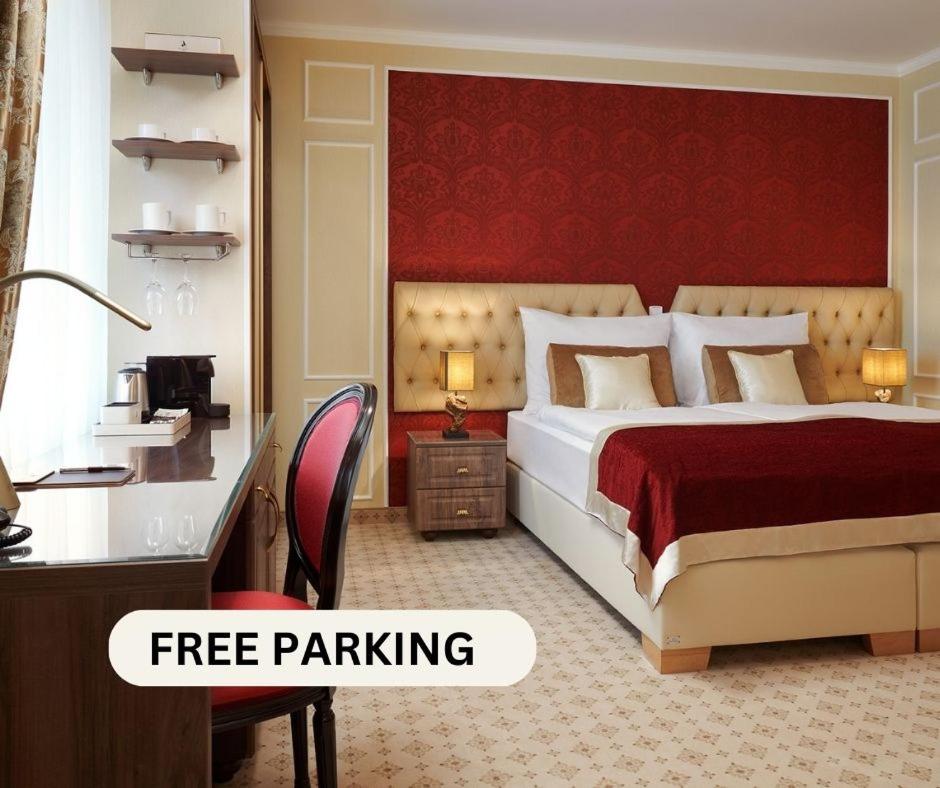 Deluxe Double or Twin Room - Photo 1