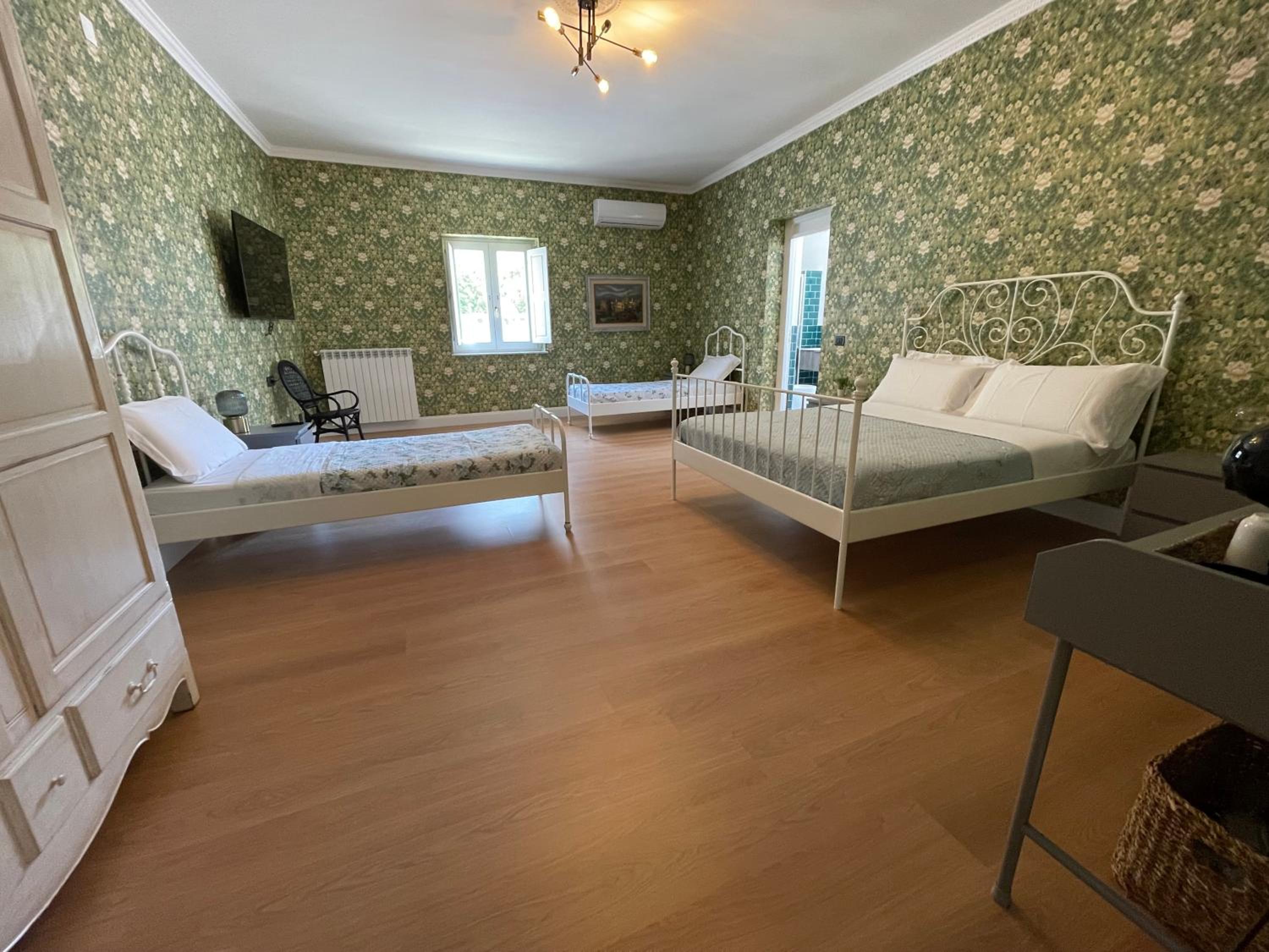 Quadruple Room photo 1