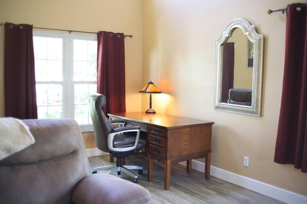 Four-Bedroom House photo 1