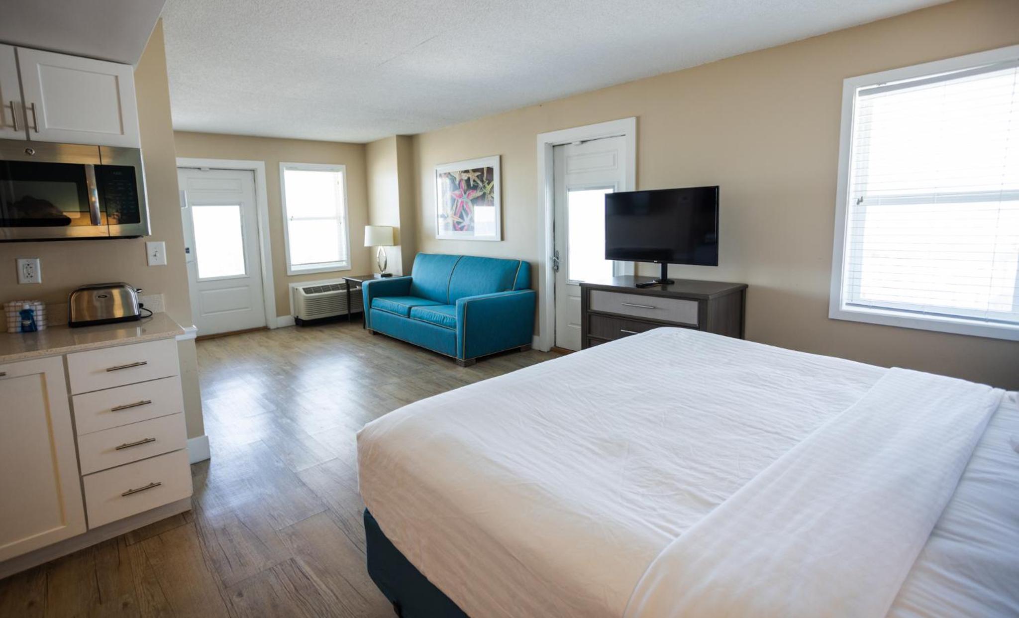 Deluxe Suite with Sea View photo 1