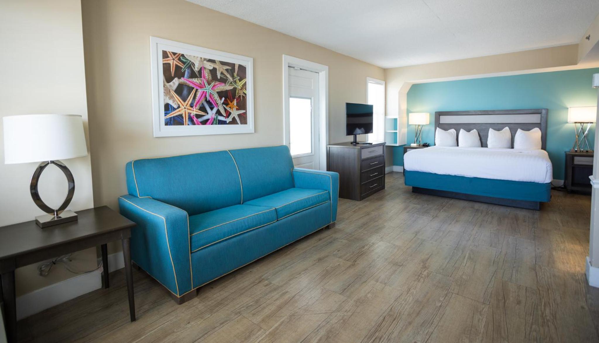 Deluxe Suite with Sea View photo 3