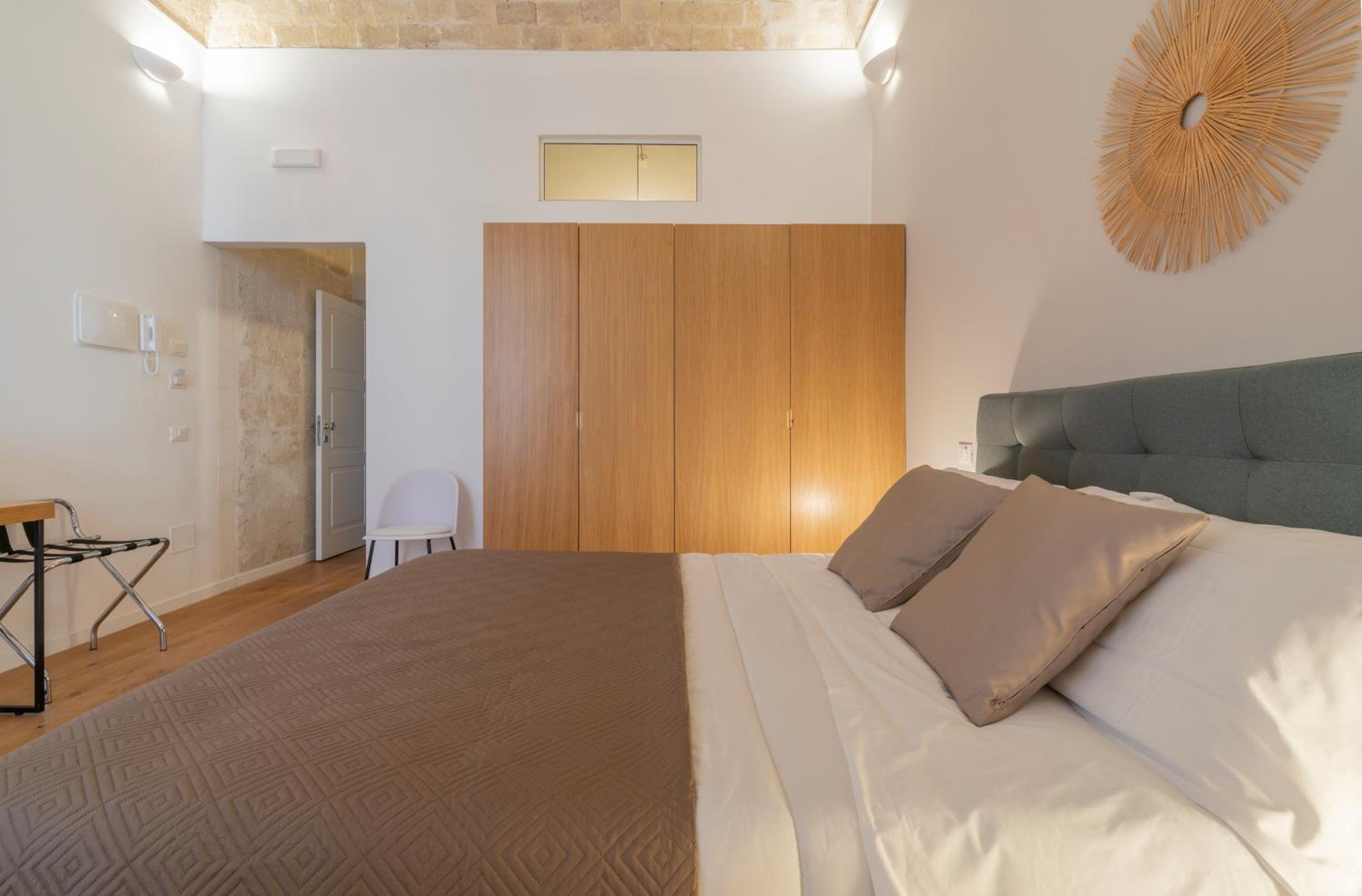 Deluxe Double Room - Photo 3
