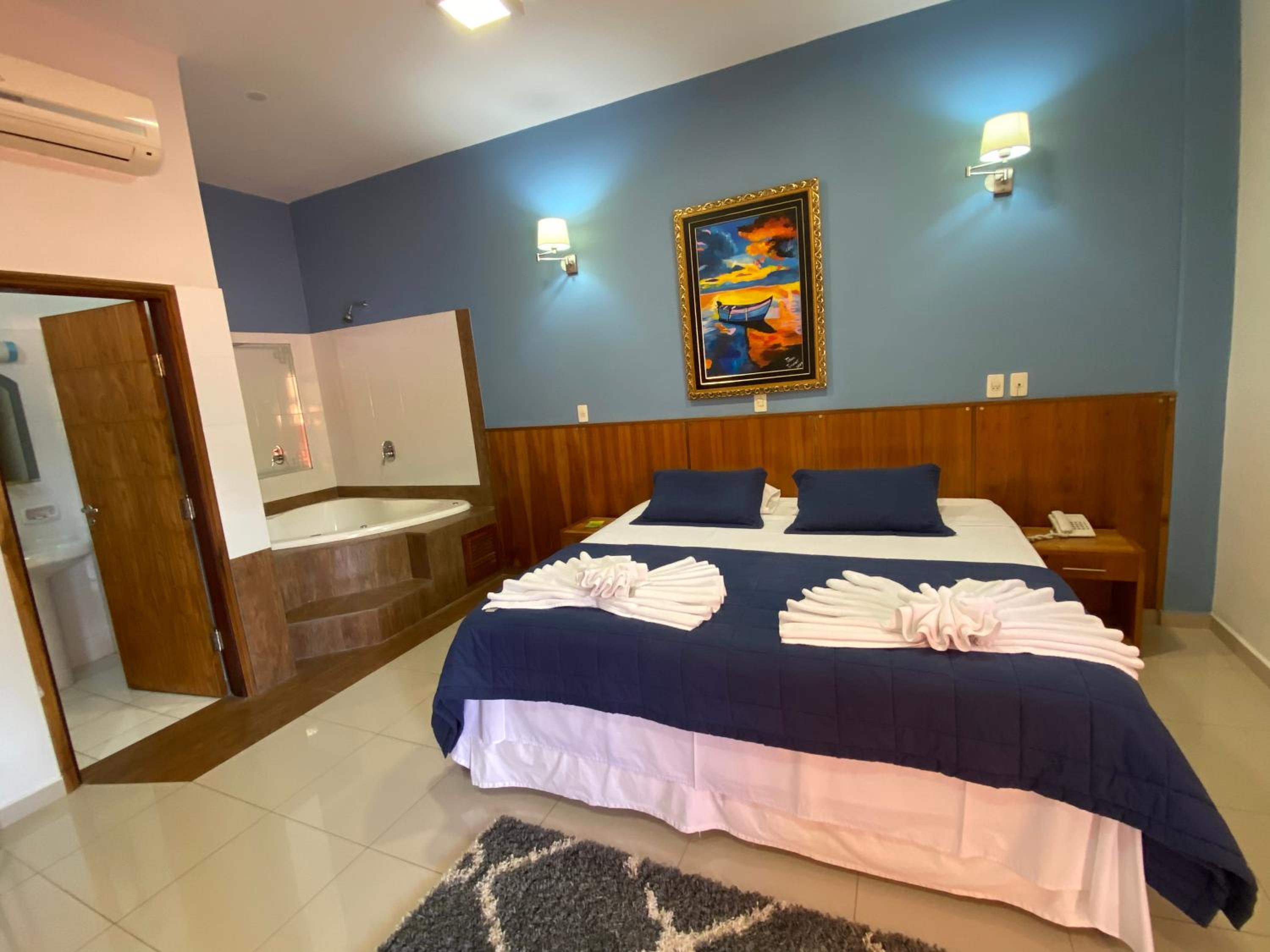 Double Room with Spa Bath photo 2