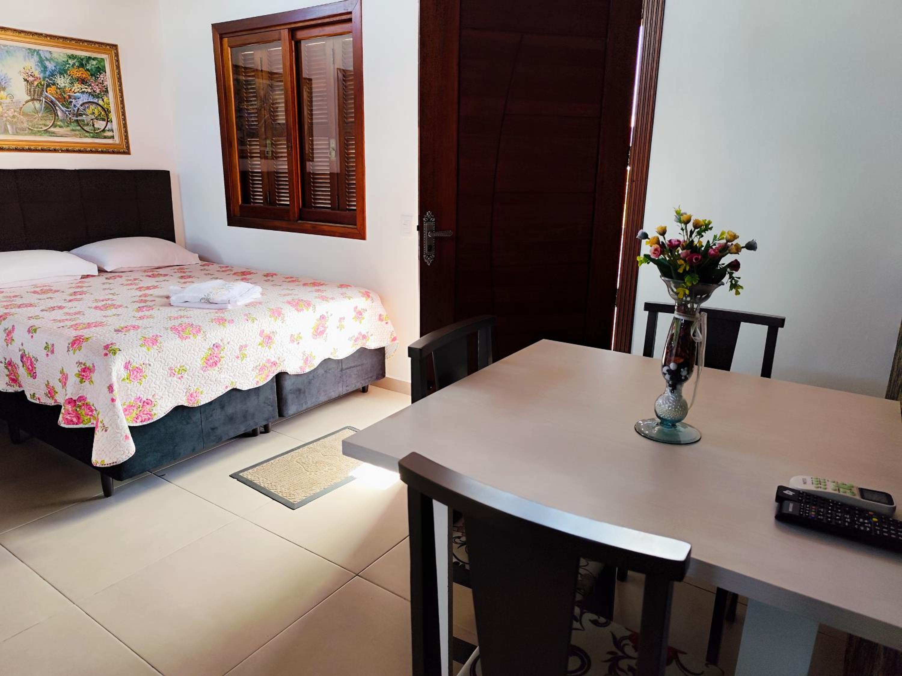 One-Bedroom Chalet - Photo 9