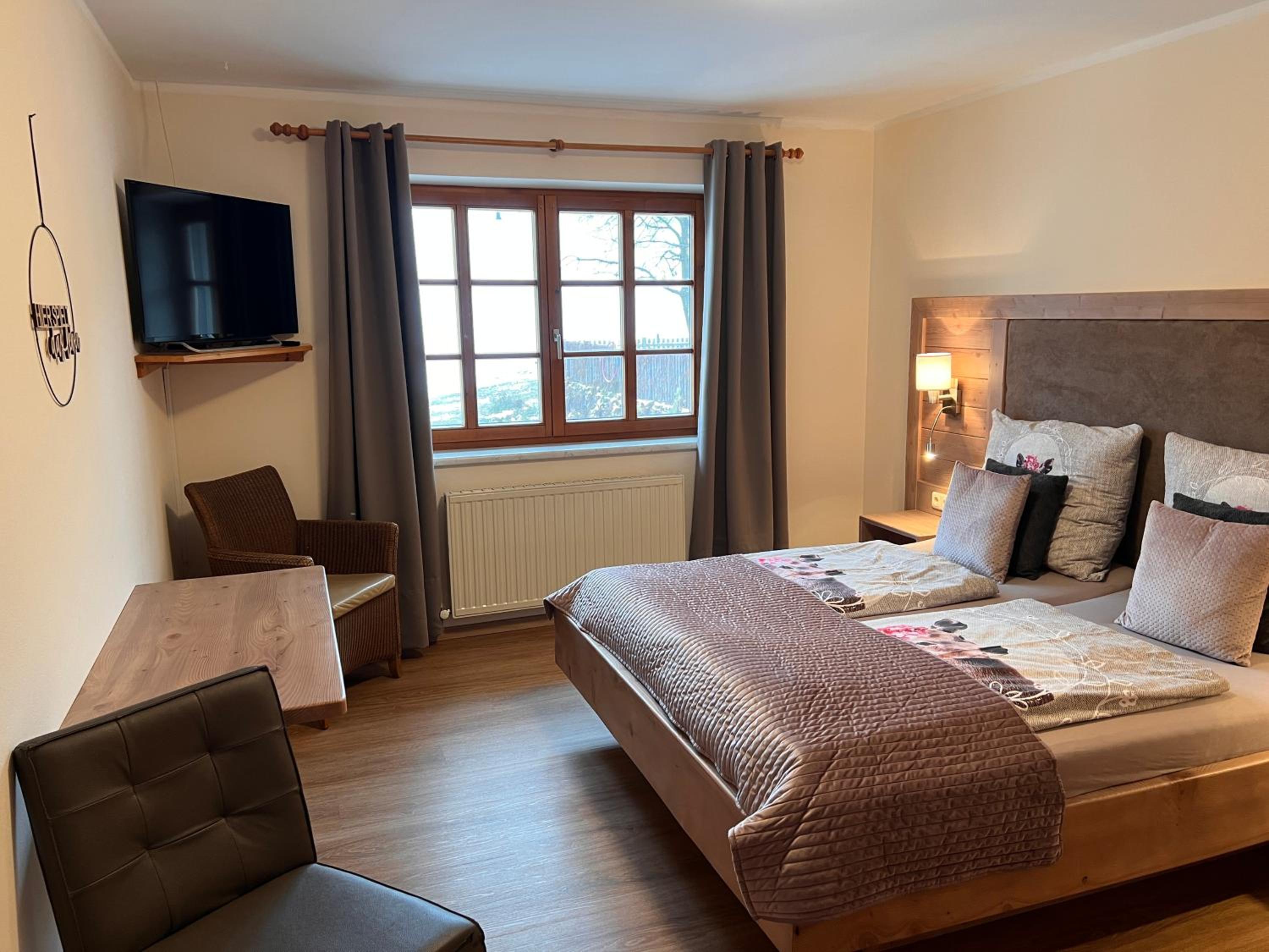 Comfort One-Bedroom Apartment with Balcony