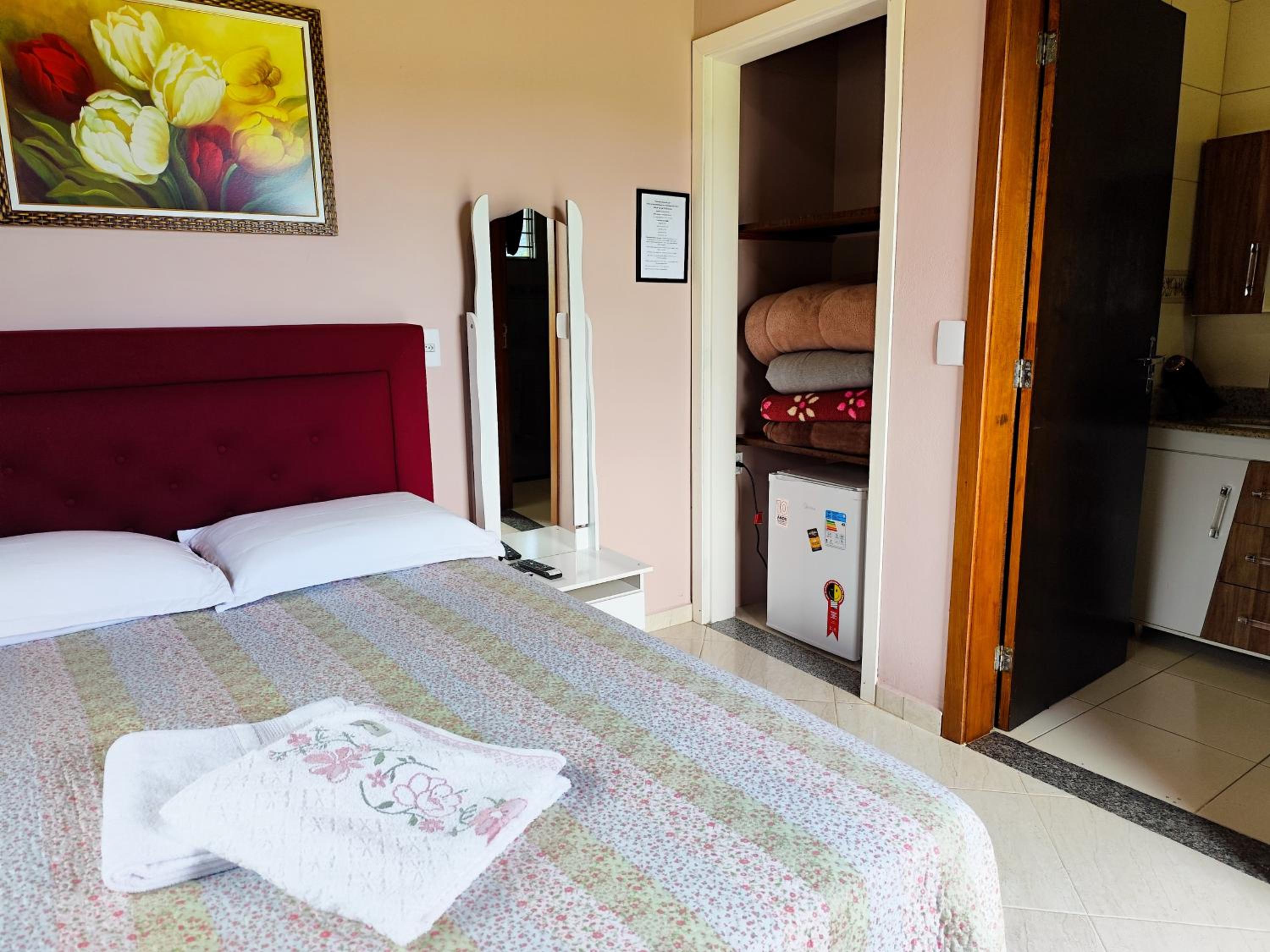 Double Room - Photo 7