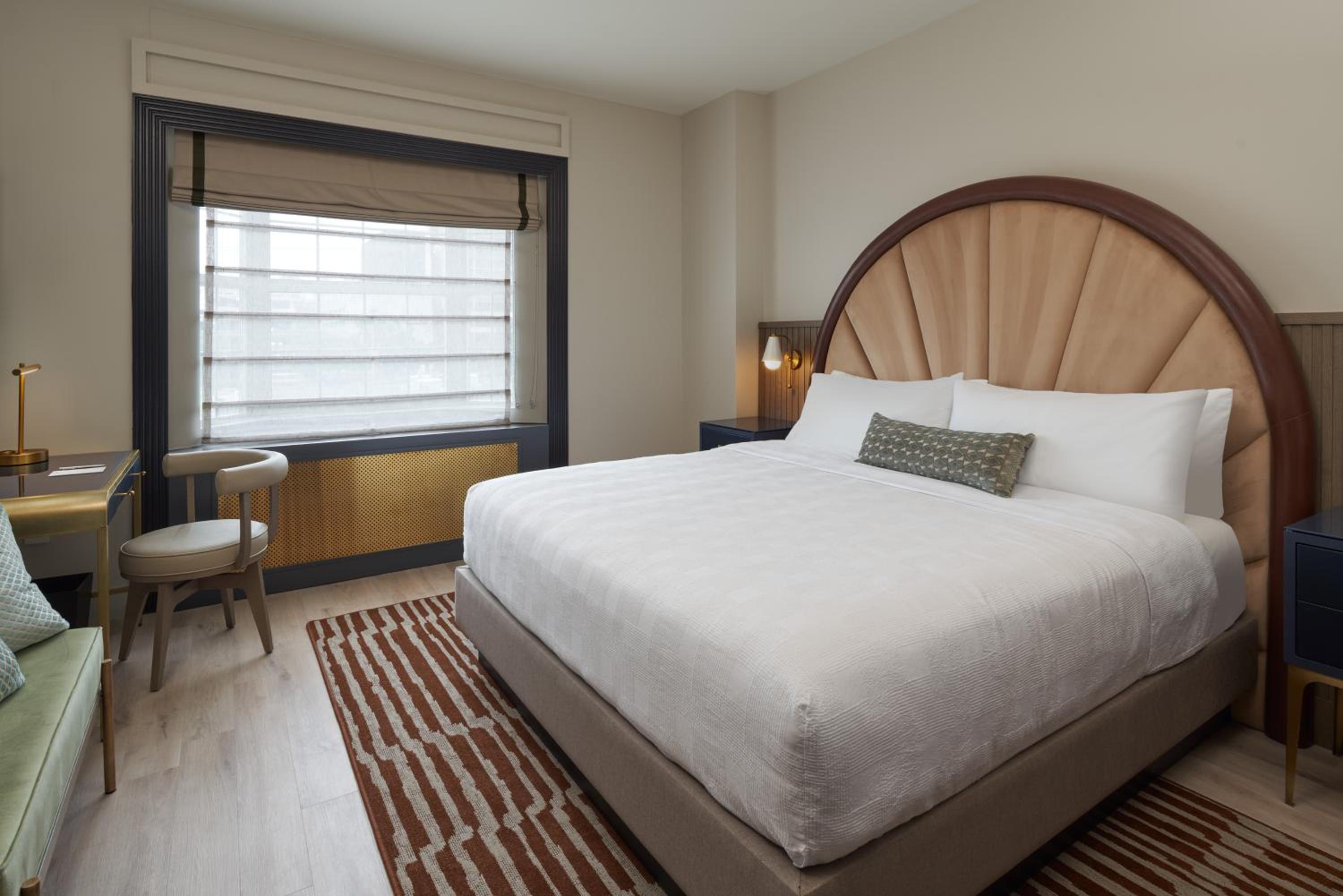 Standard King Room - Photo 1