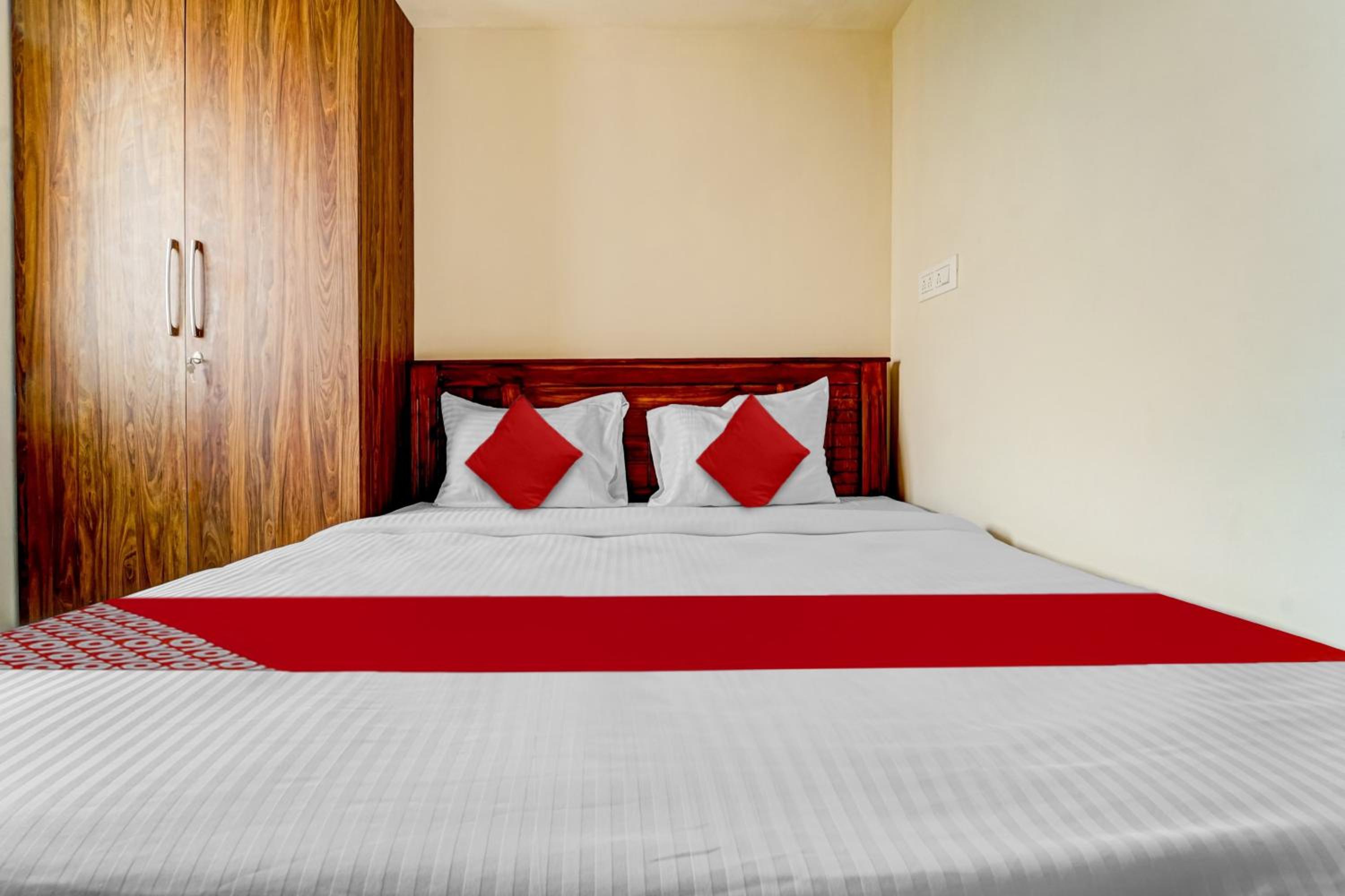 Standard Double Room photo 3