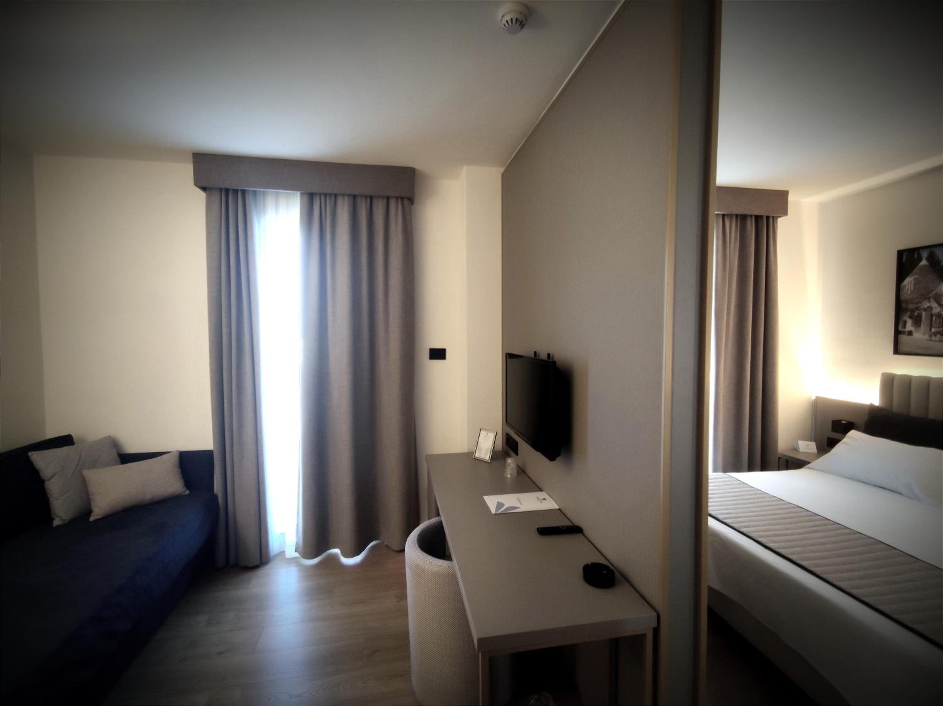 Triple Room - Photo 6