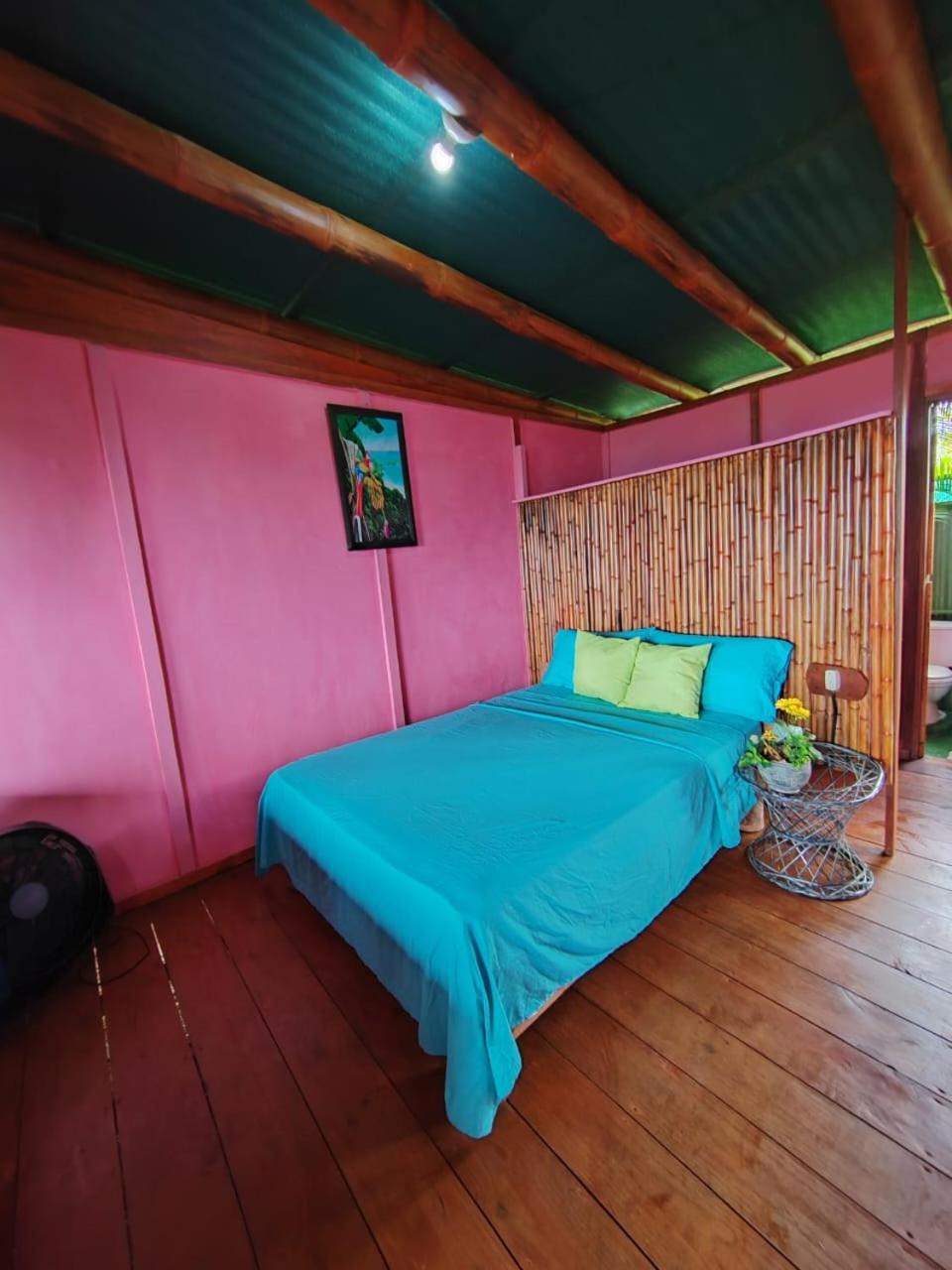 Bungalow photo 1