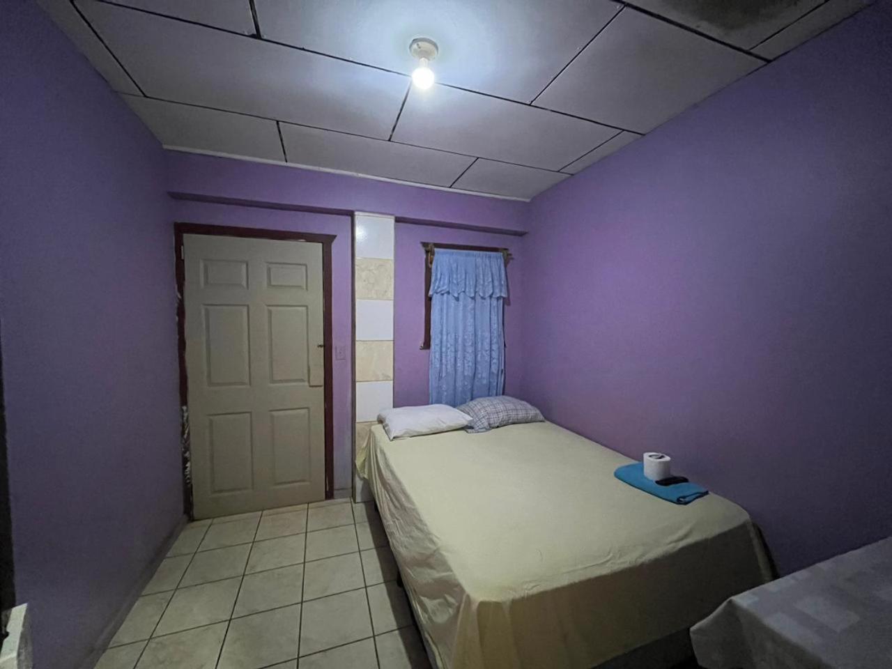 Economy Double Room photo 3