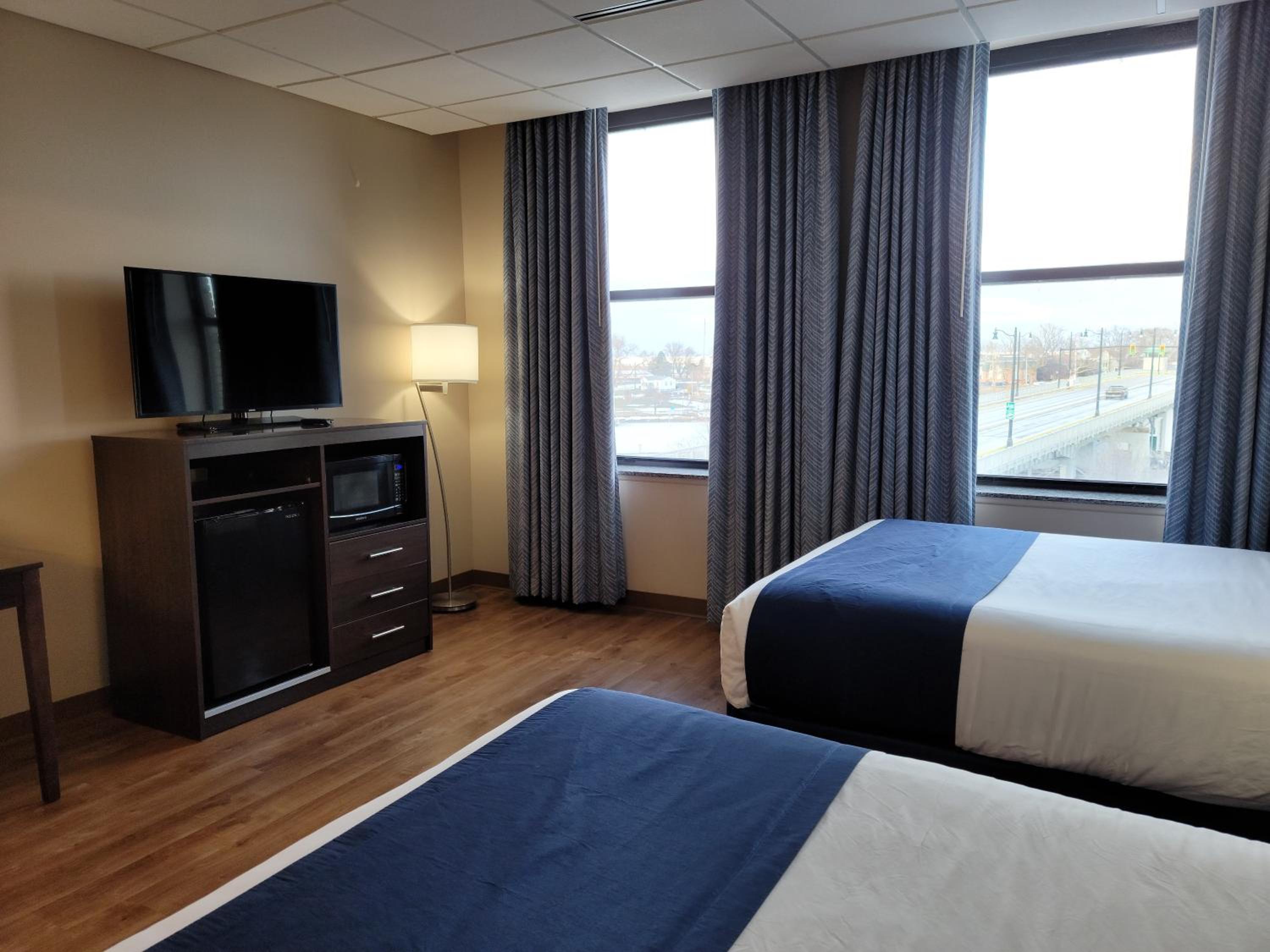 Double Room with Lake View - Photo 1