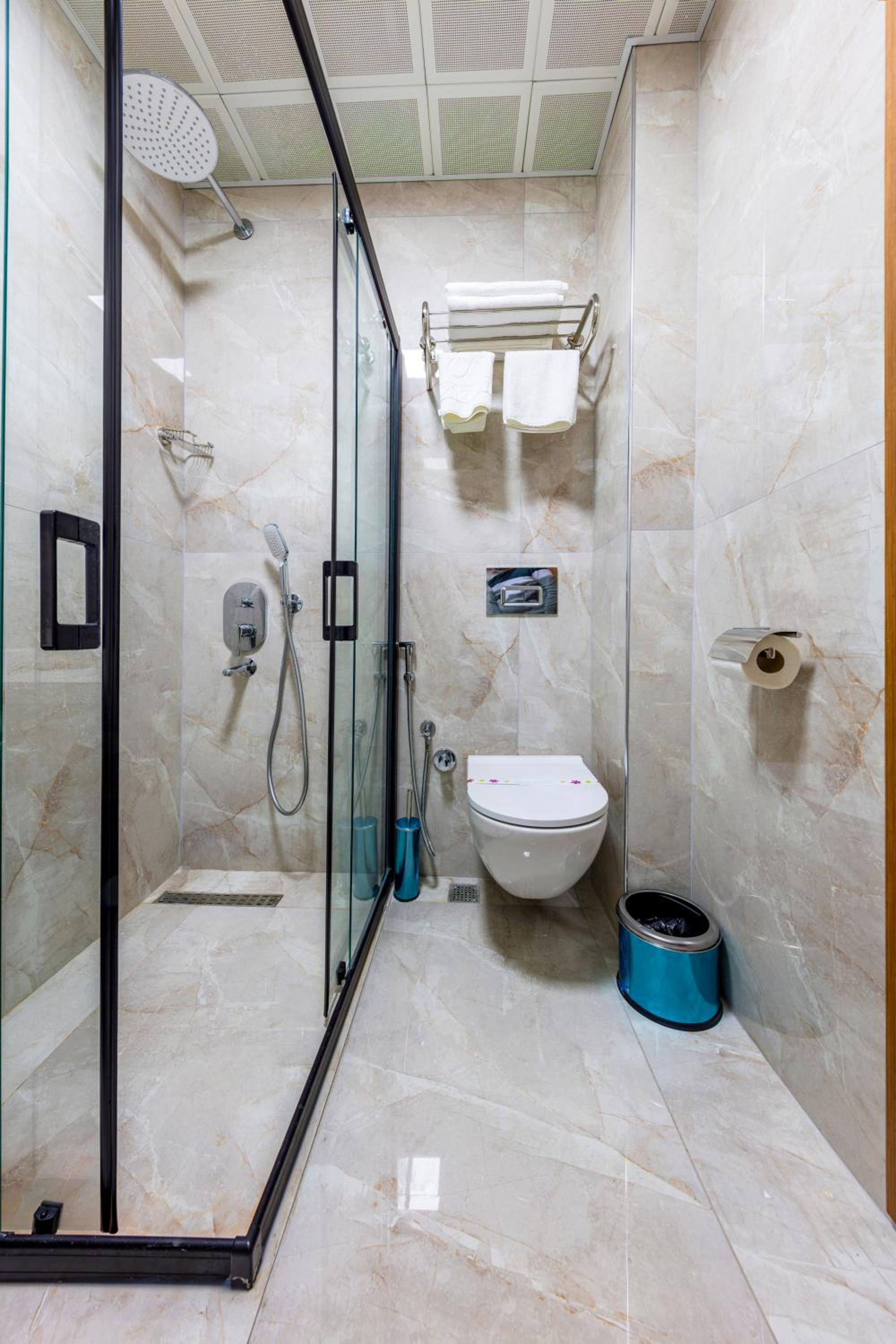 Standard Double Room - Photo 9