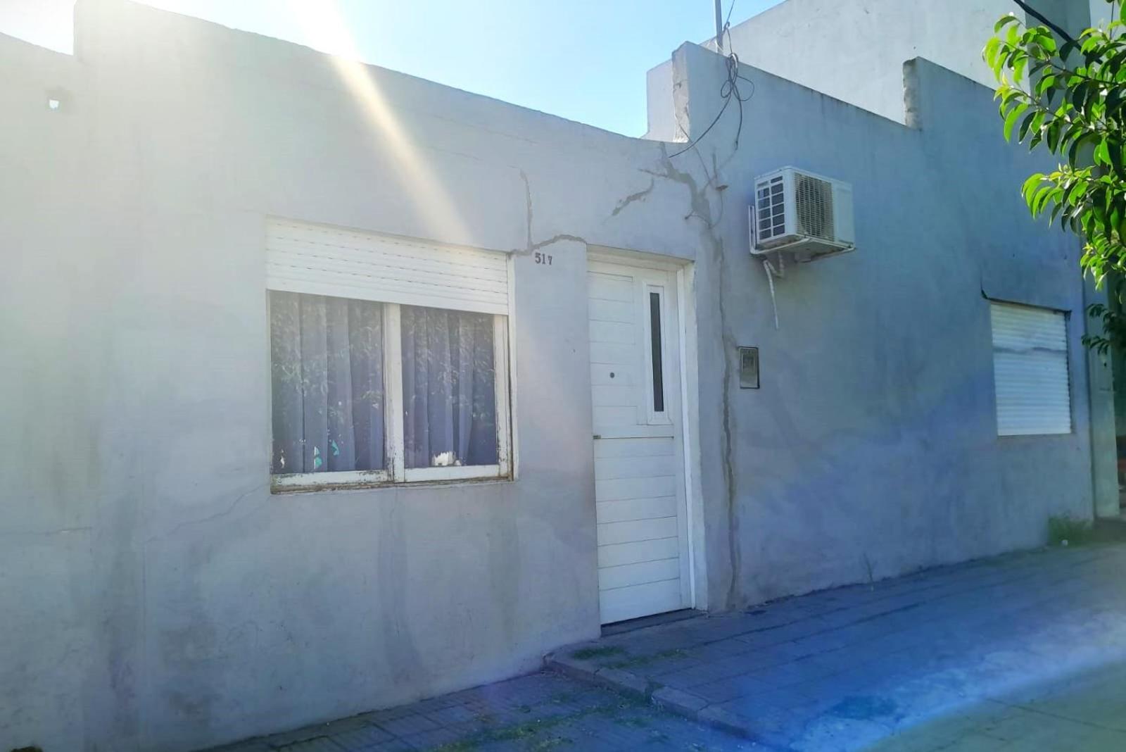One-Bedroom House photo 2