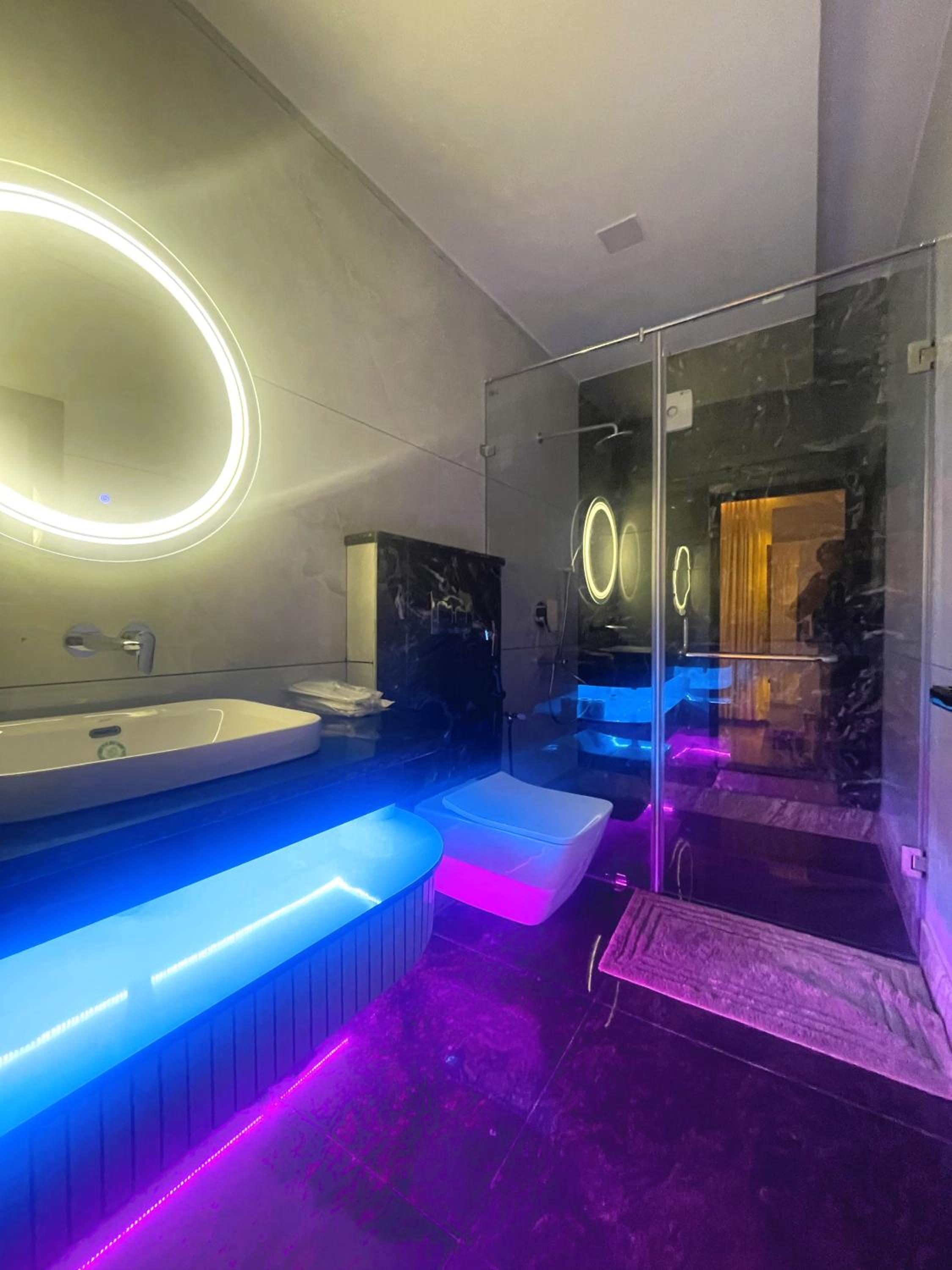 Luxury Quadruple Room - Photo 4
