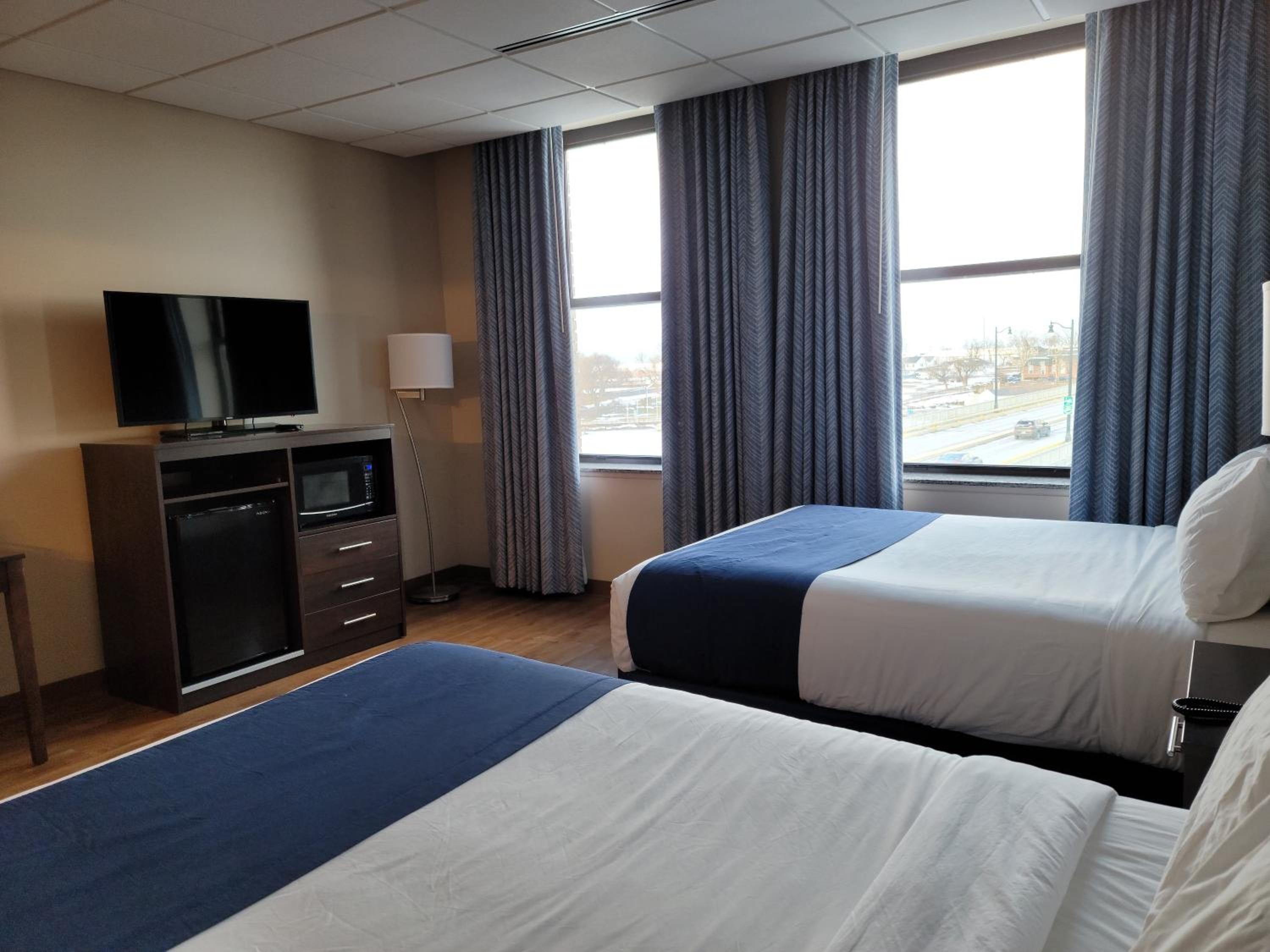 Deluxe Queen Room - Photo 1
