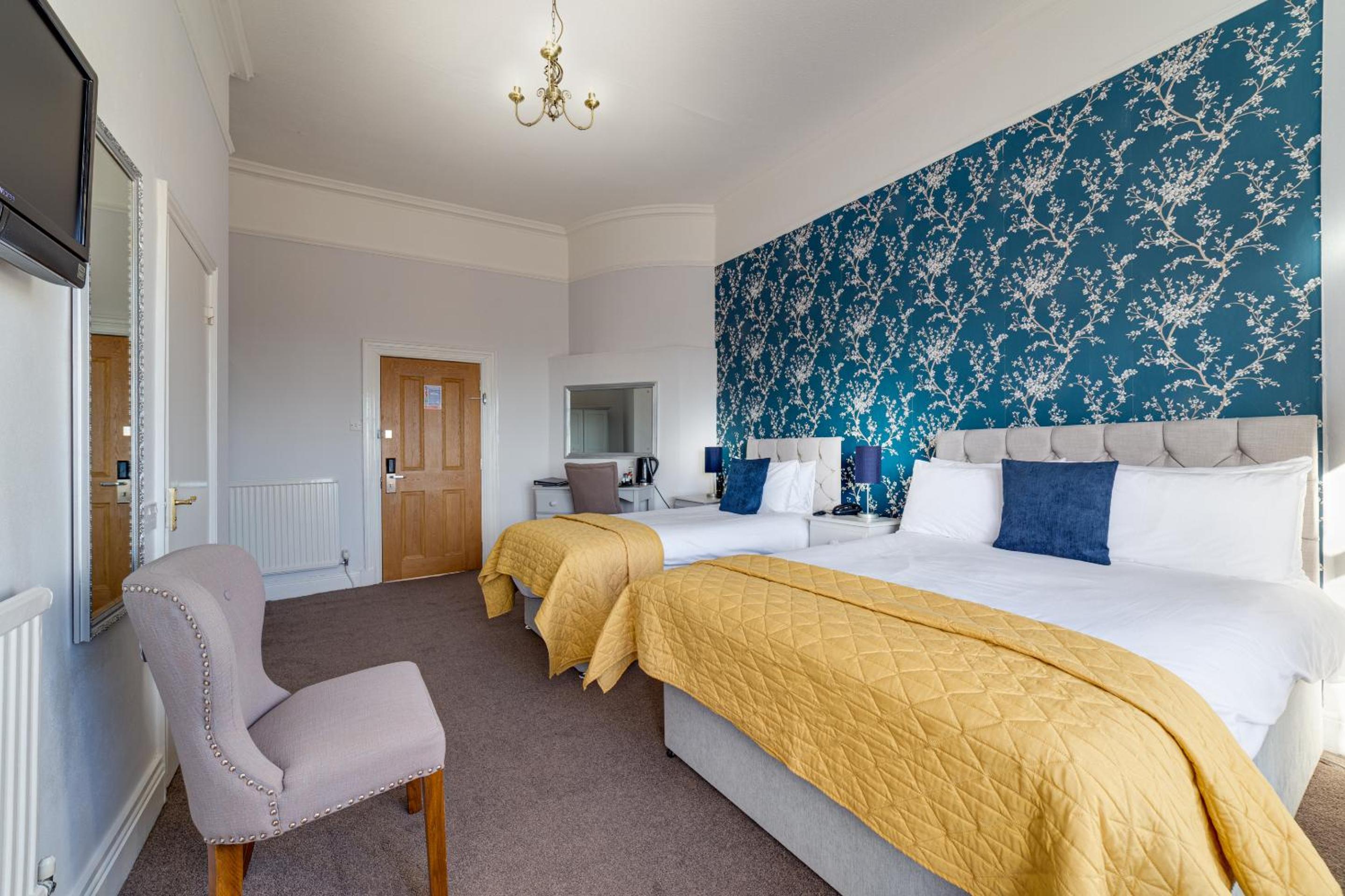 Family Suite - Photo 5