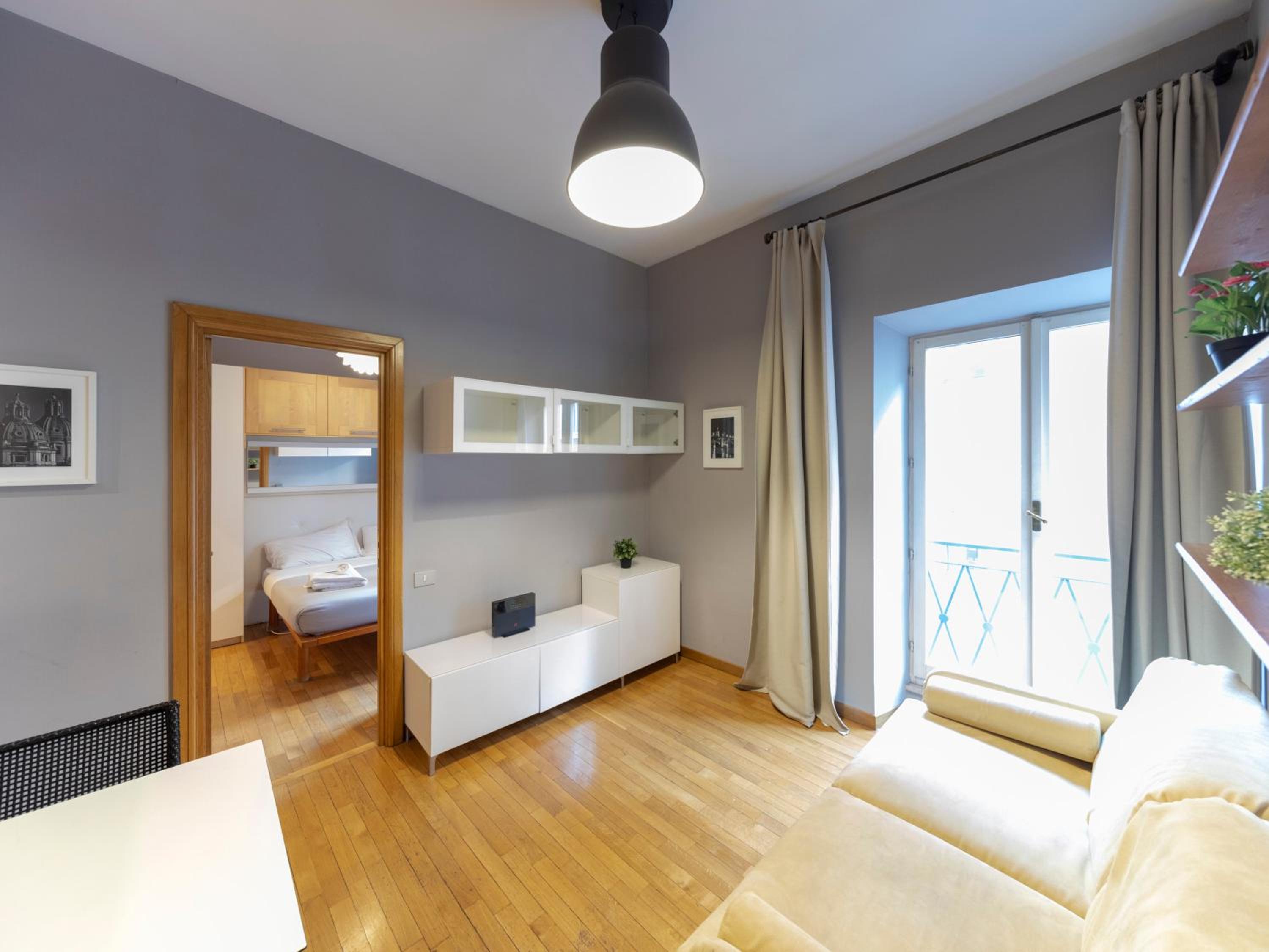 One-Bedroom Apartment