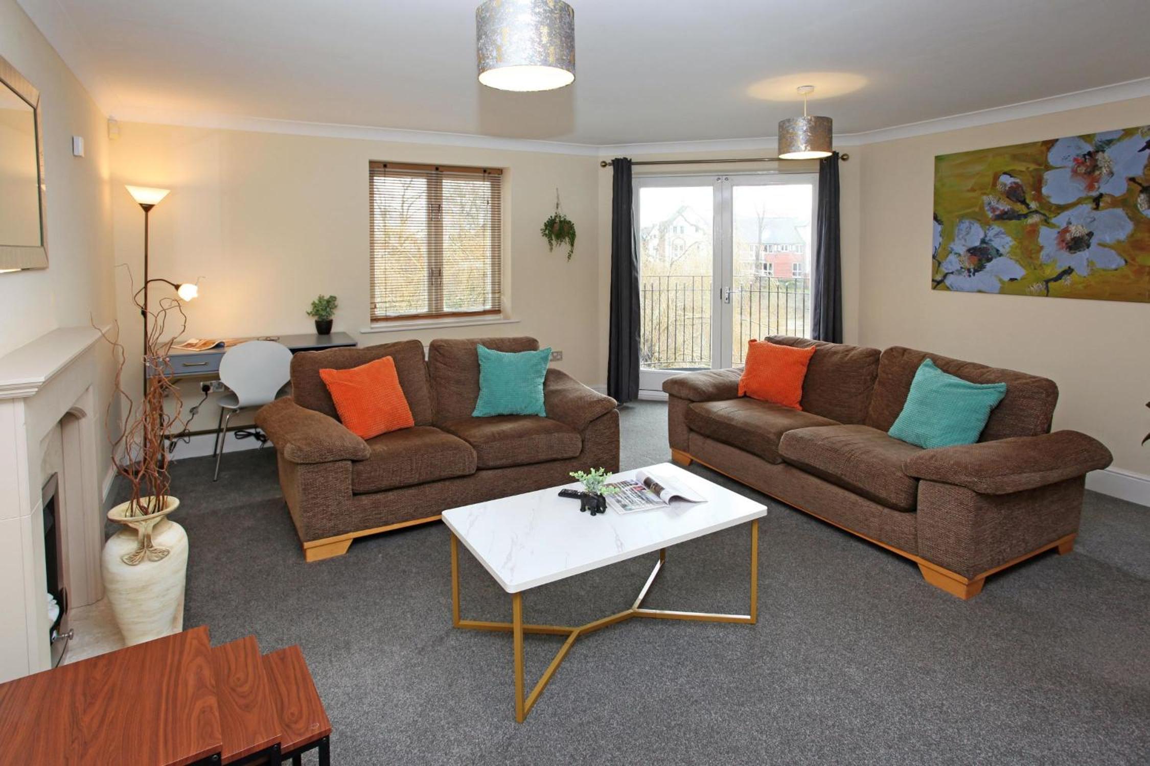 Four-Bedroom House - Photo 15