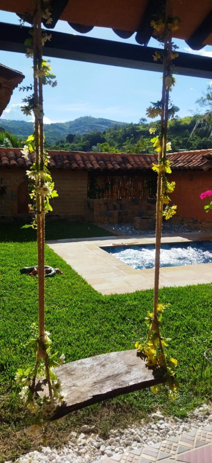 Deluxe Bungalow with Garden View photo 3