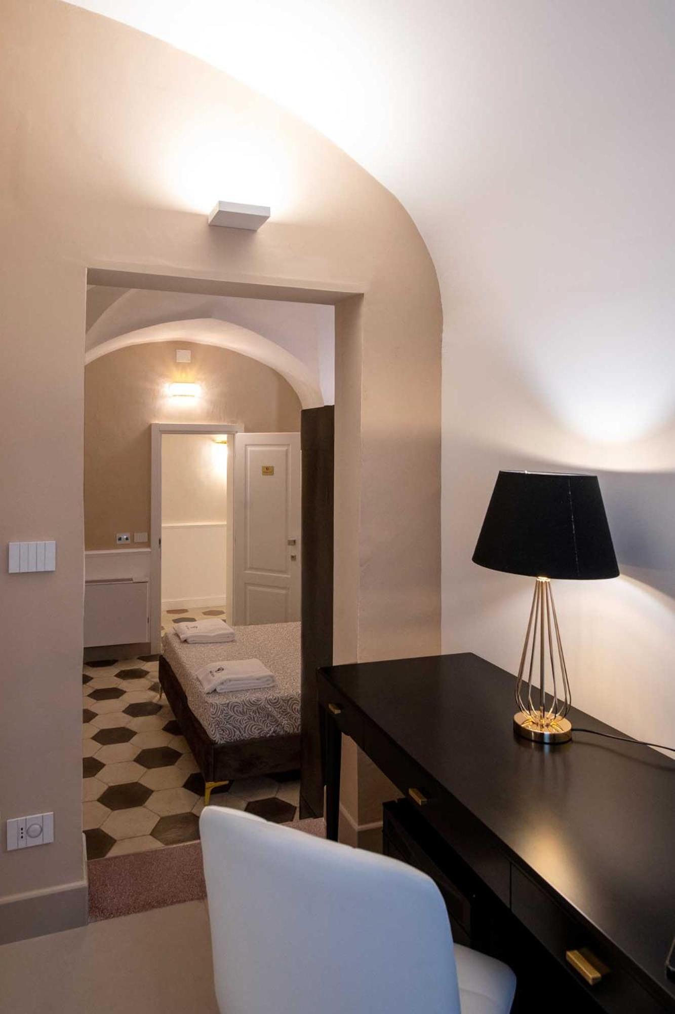 Deluxe Double Room photo 3