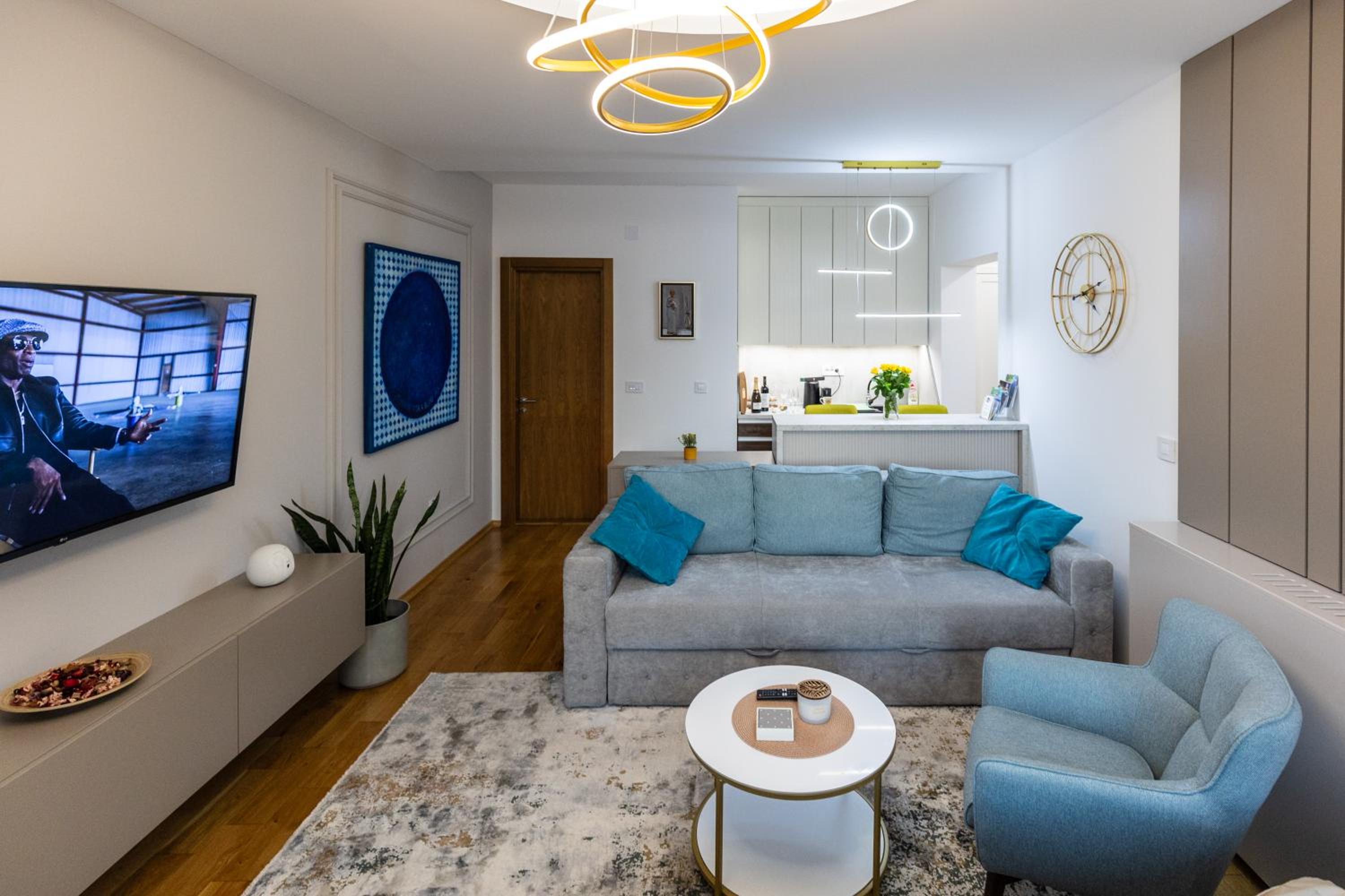 One-Bedroom Apartment