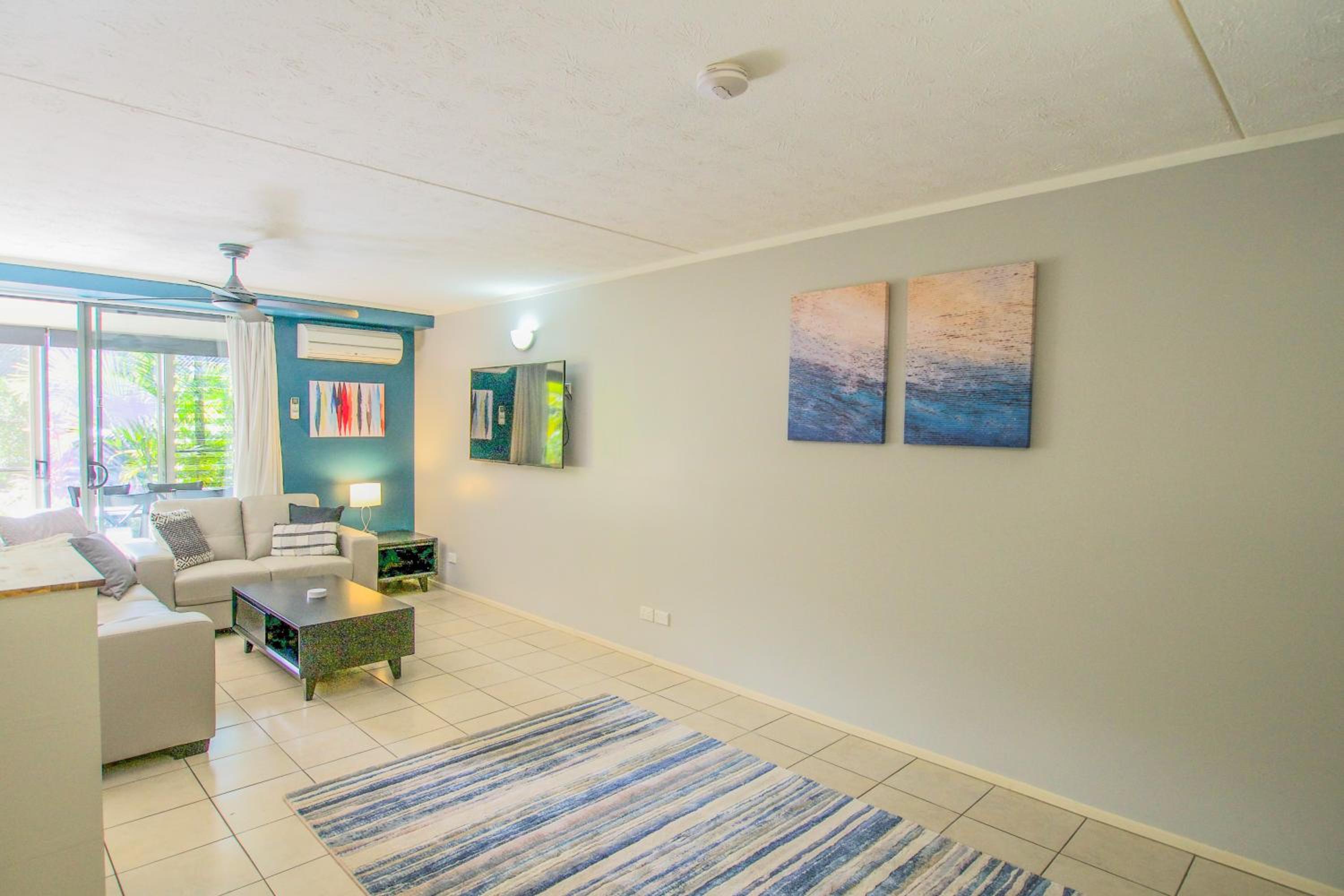 Apartment - Ground Floor photo 3
