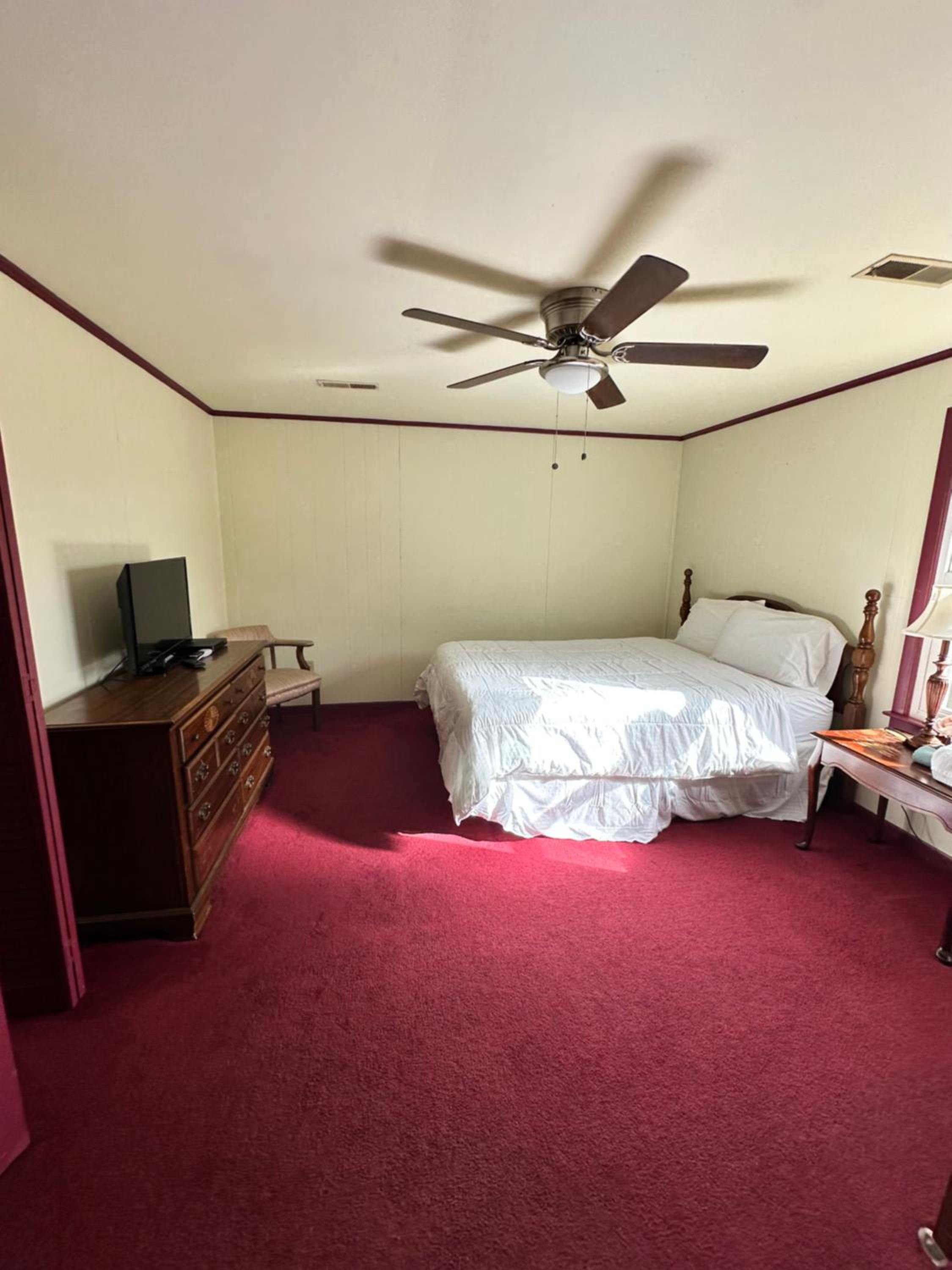 Three-Bedroom House photo 1
