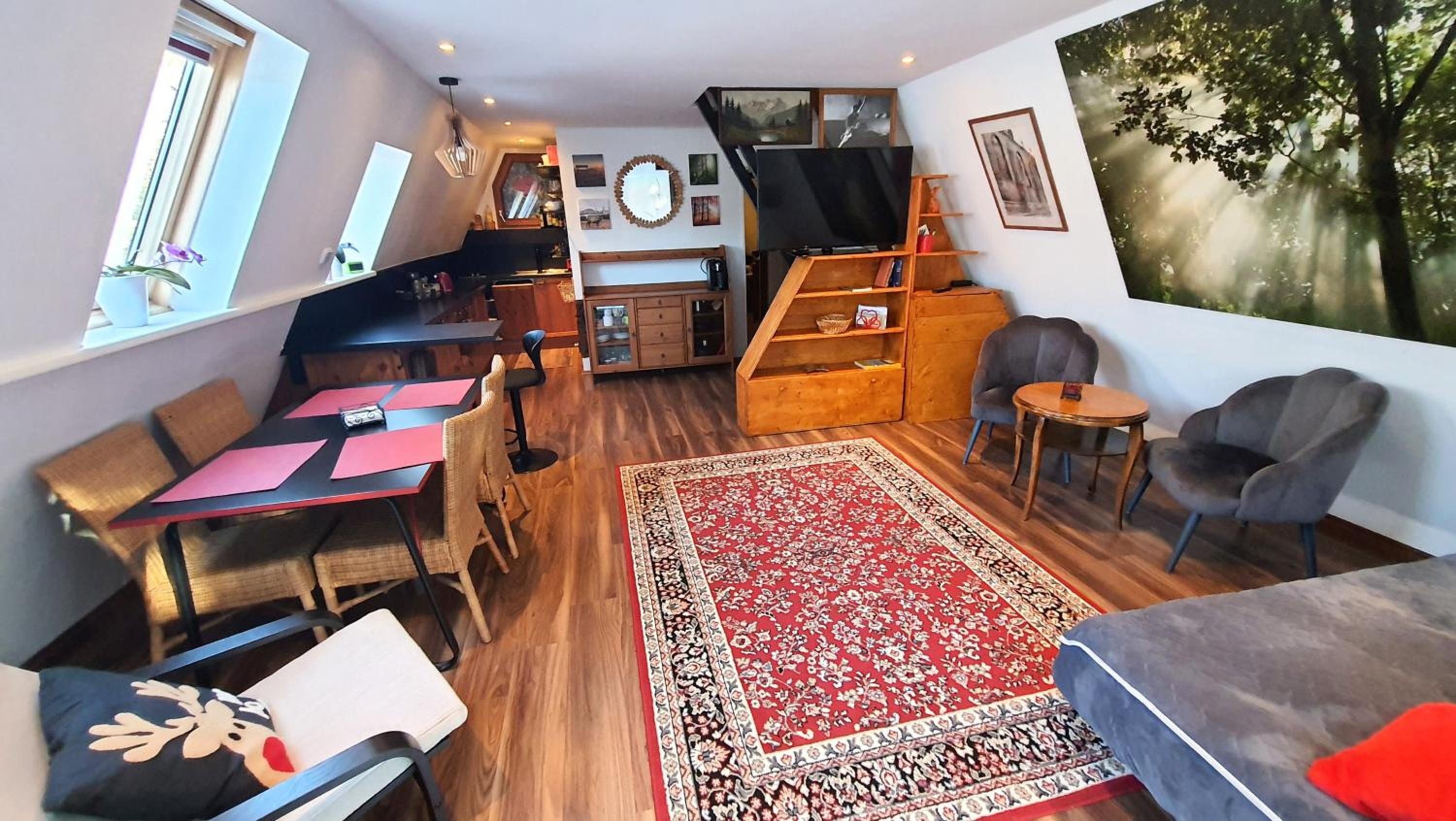 Three-Bedroom House photo 1