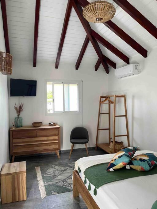 One-Bedroom House photo 2