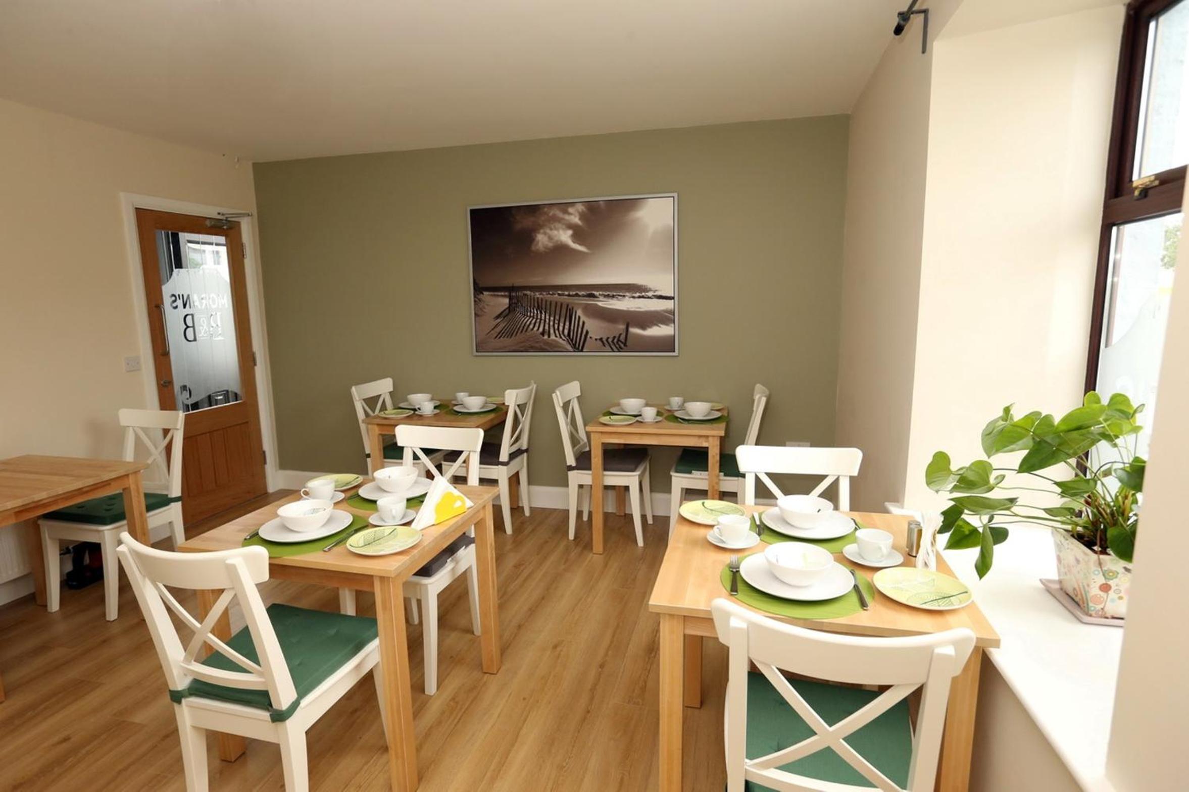 Standard Double and Twin Room - Photo 4