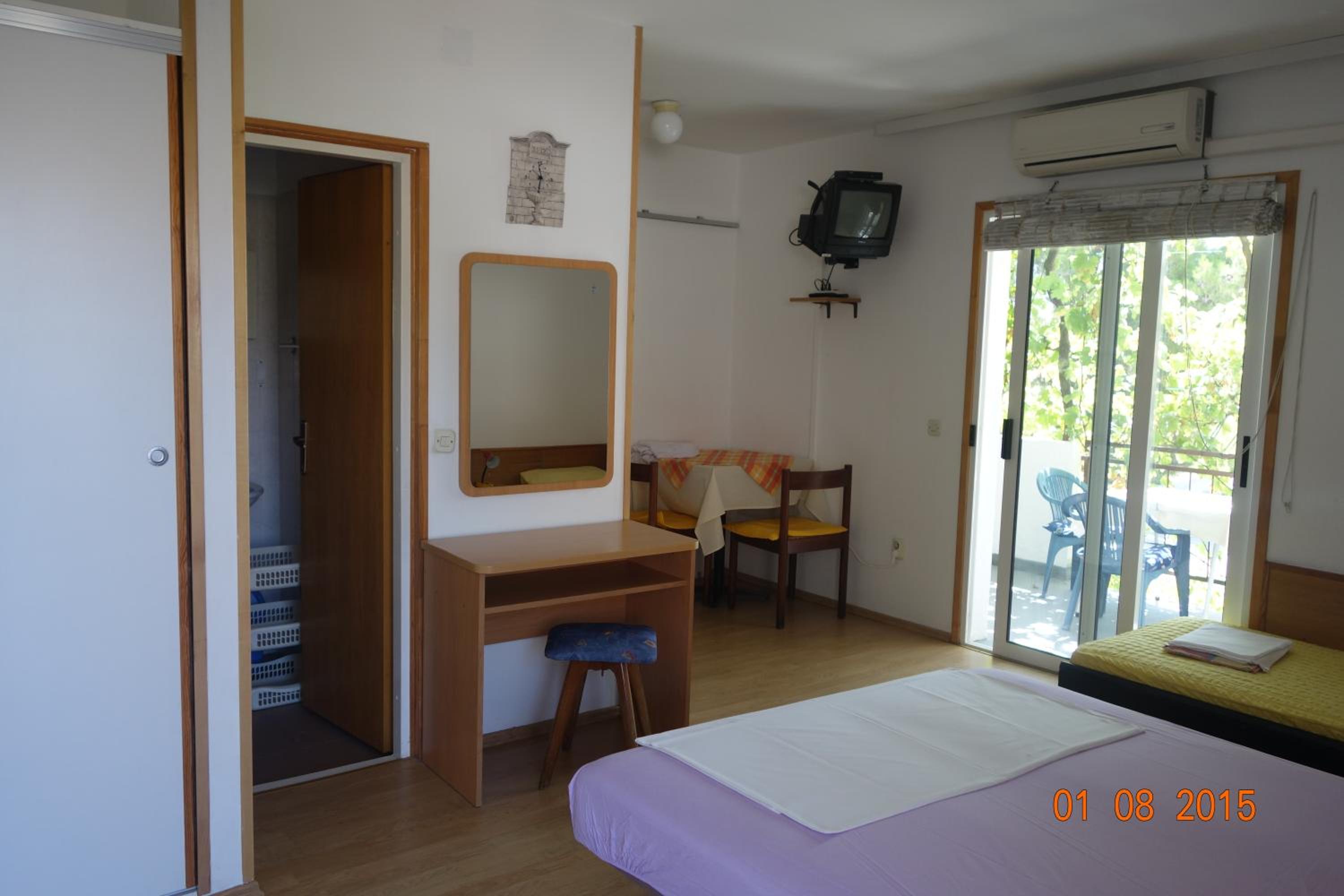 Studio Apartment with Balcony (A2)