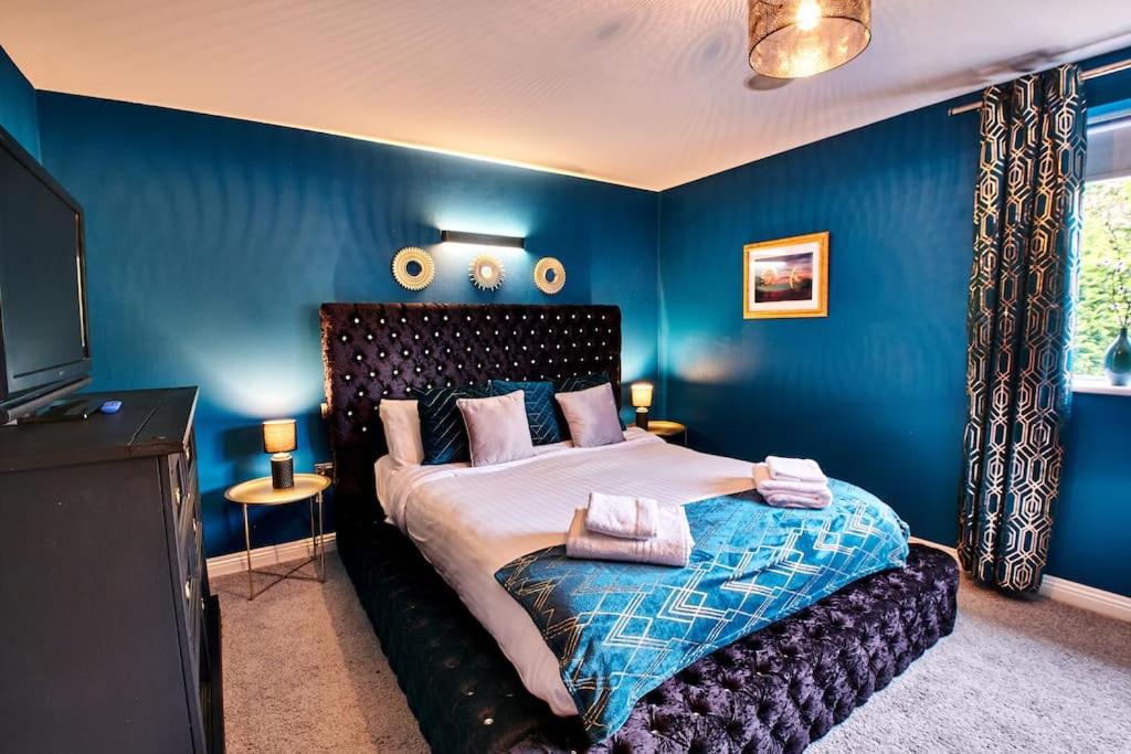 Four-Bedroom House photo 1